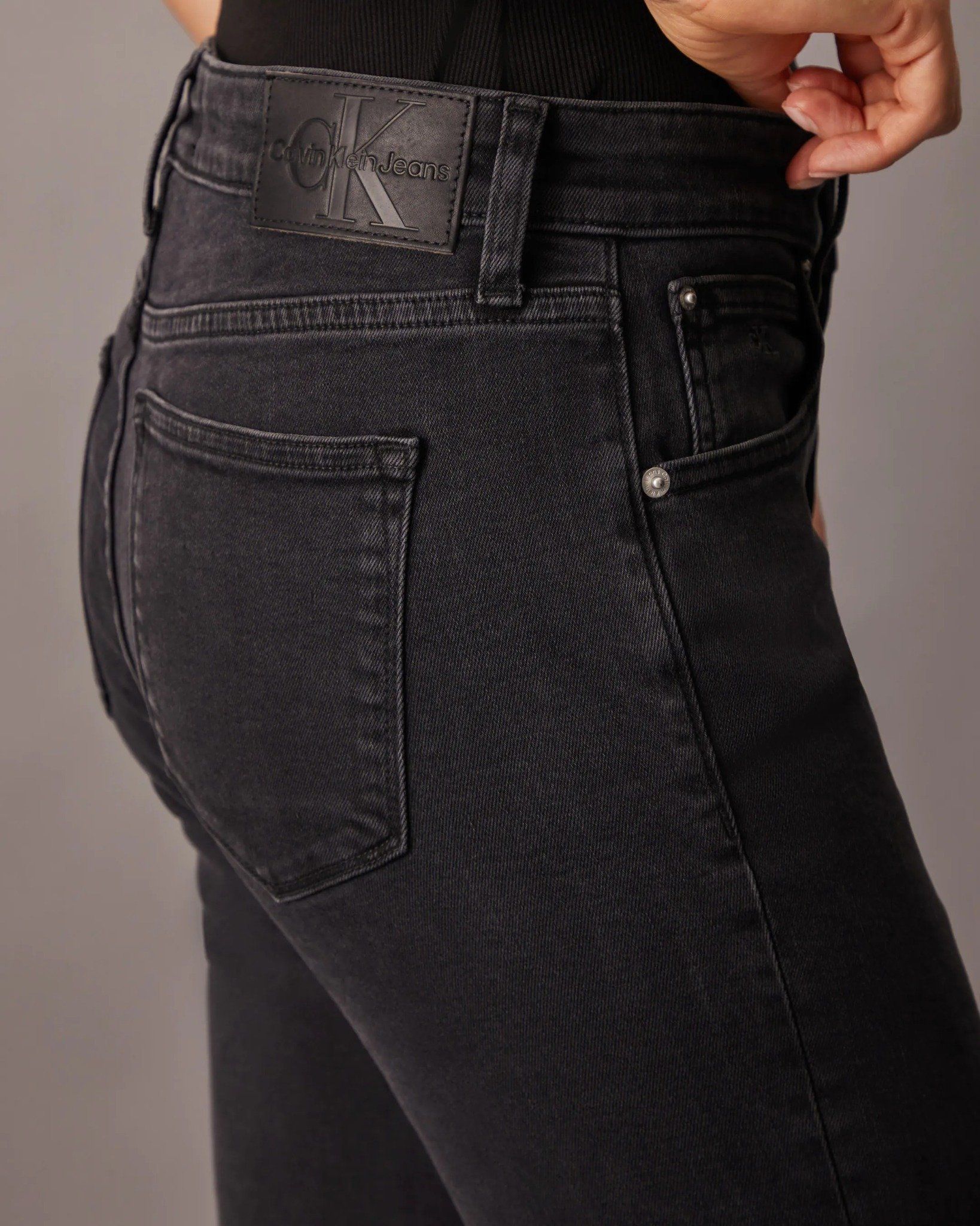 Calvin Klein - Quần jeans ống loe CK nữ Premium Highrise Flare Denim