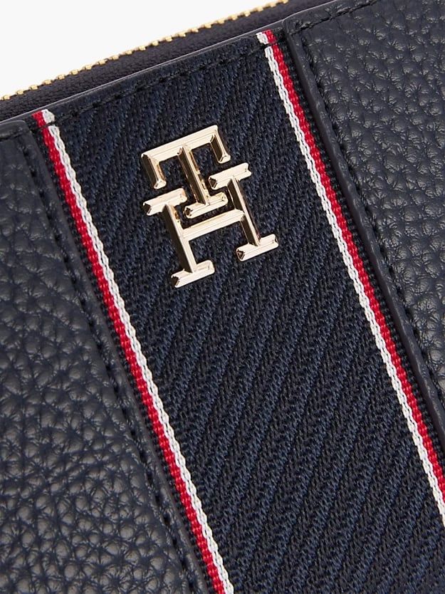 Tommy Hilfiger - Ví cầm tay nữ TH Monogram Zip-Around Wallet