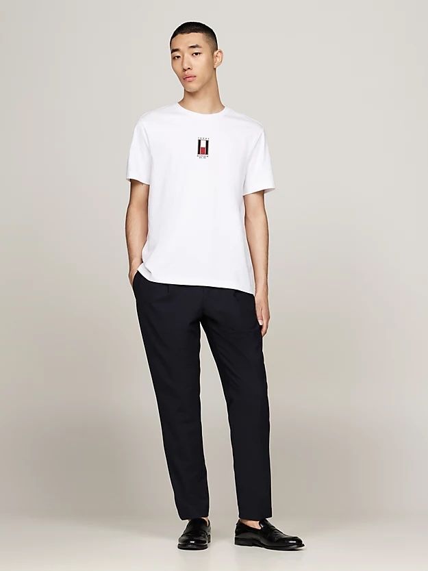 Tommy Hilfiger - Áo thun tay ngắn nam Vertical Flag Embroidery T-Shirt