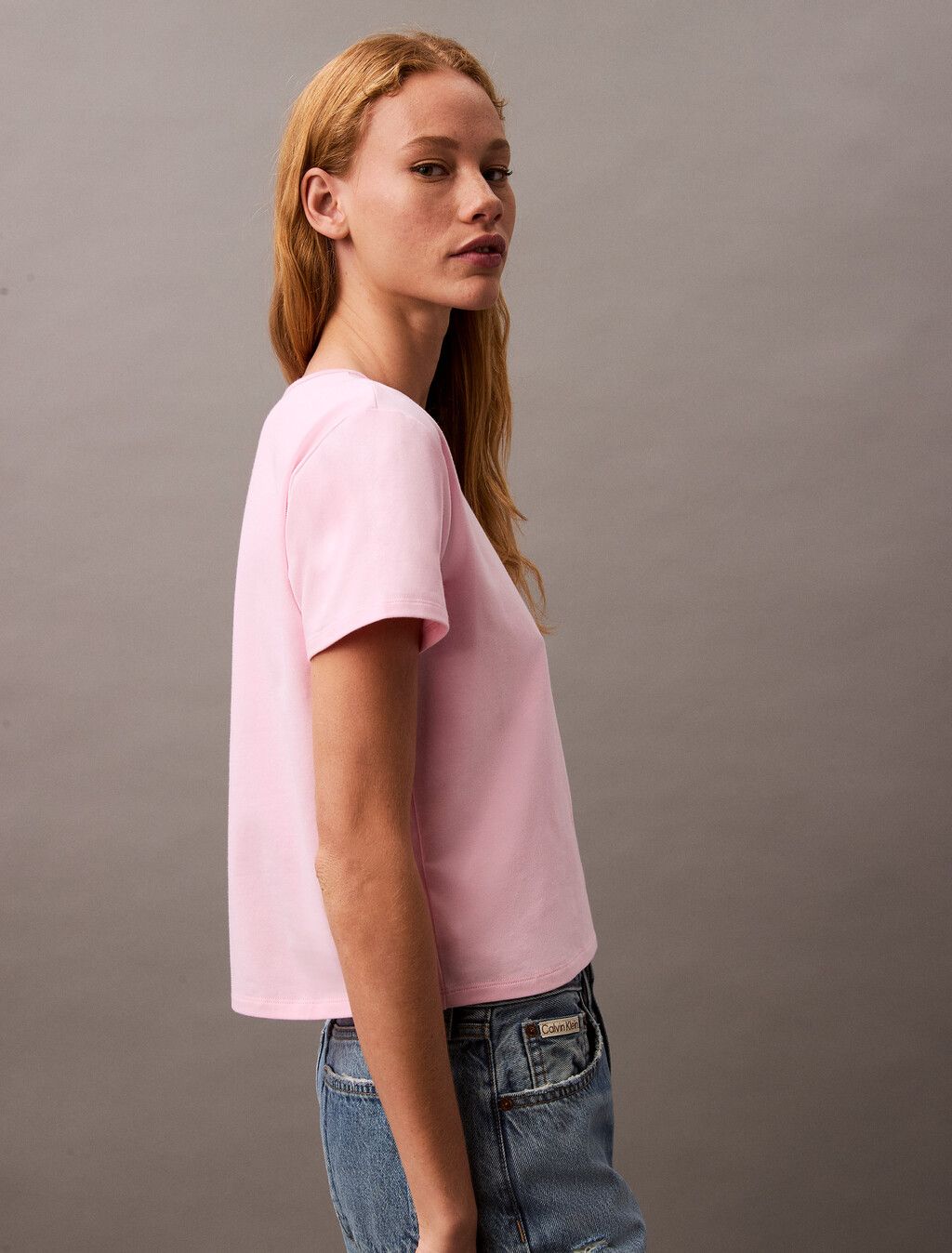 Calvin Klein - Áo thun thời trang CK nữ Slim Script Logo T-shirt