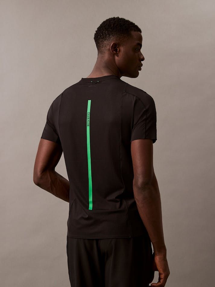 Calvin Klein - Áo phông thể thao nam CK Intense Power Gym T-Shirt
