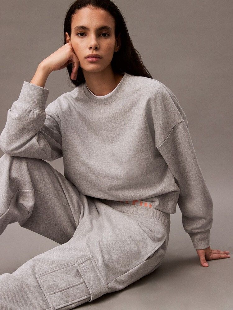 Calvin Klein - Áo tay dài CK nữ Archive Logo Fleece Relaxed Sweatshirt
