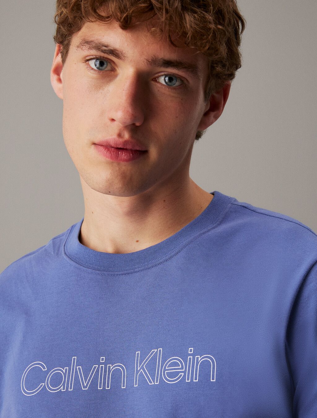 Calvin Klein - Áo thun thể thao nam CK Essentials Short Sleeve Tee