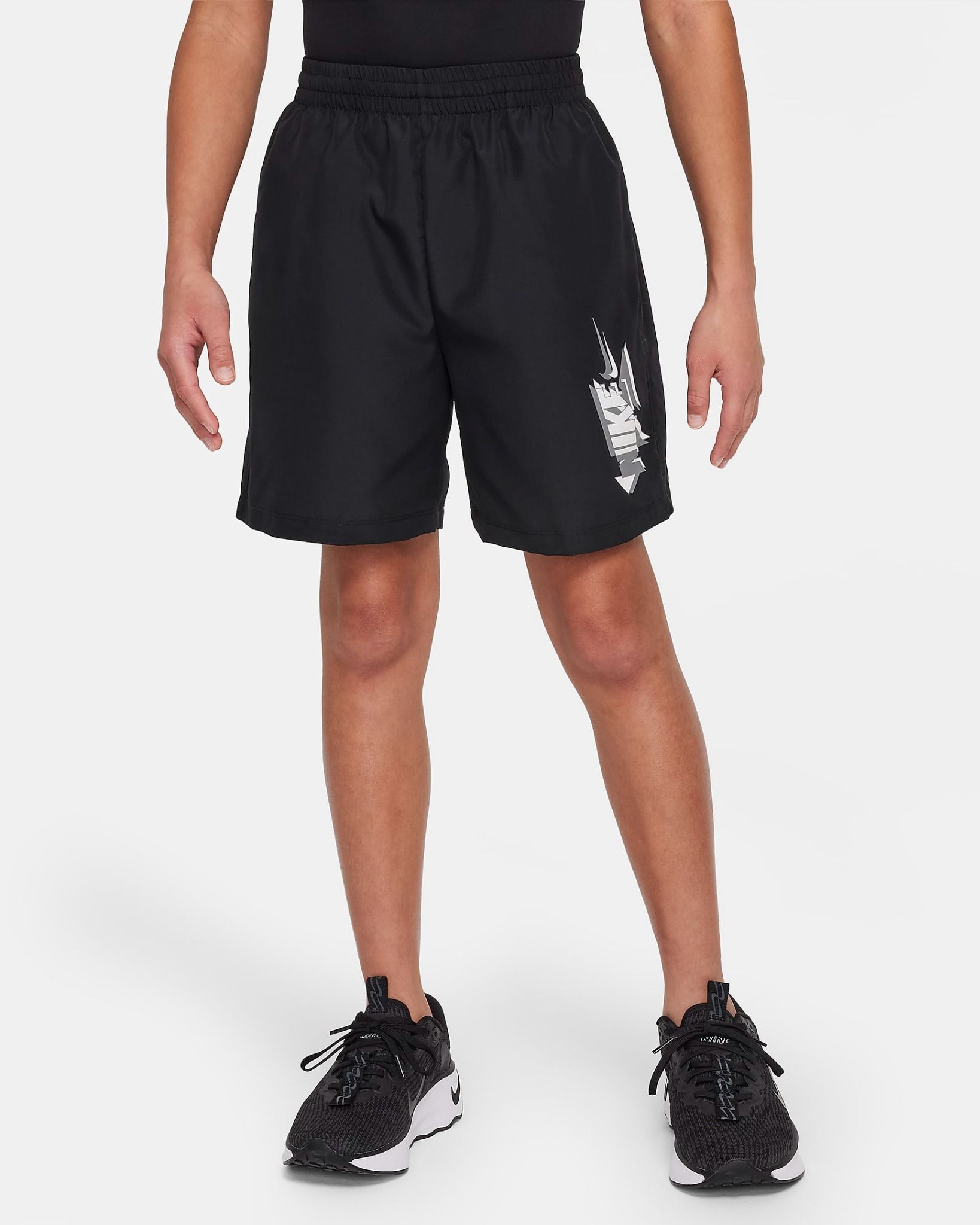 Nike - Quần ngắn thể thao Bé Trai Multi Older Kids' (Boys') Dri-FIT Woven Shorts