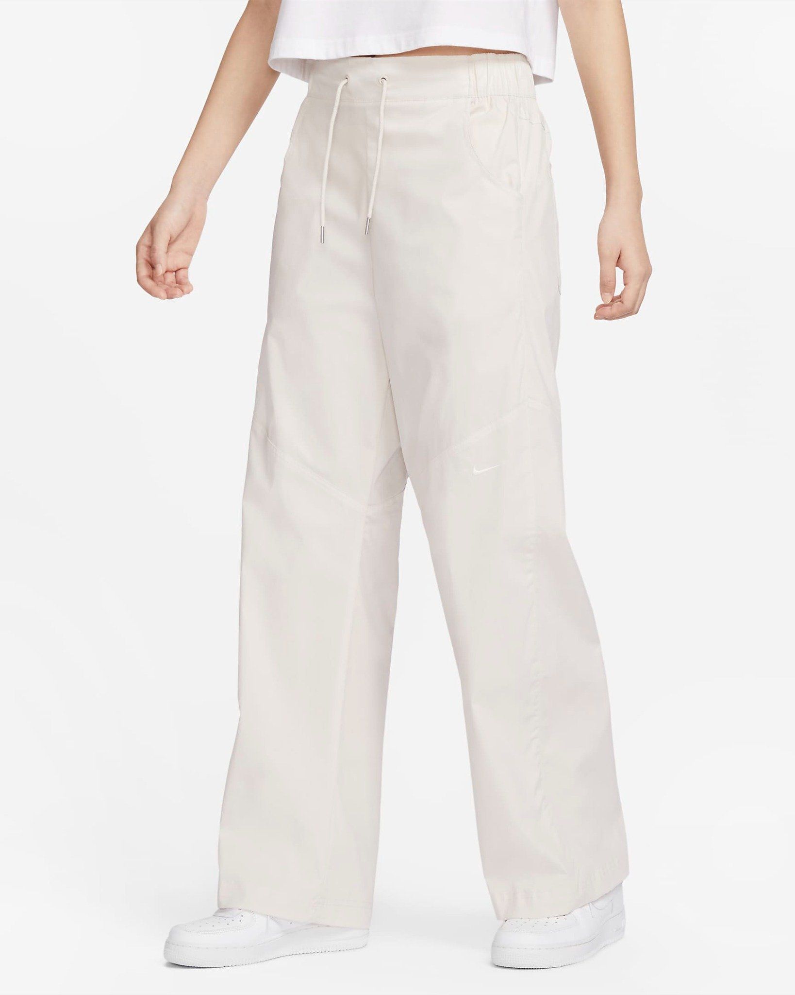 Nike - Quần dài thể thao Nữ Essential Women's Woven High-Waisted Trousers