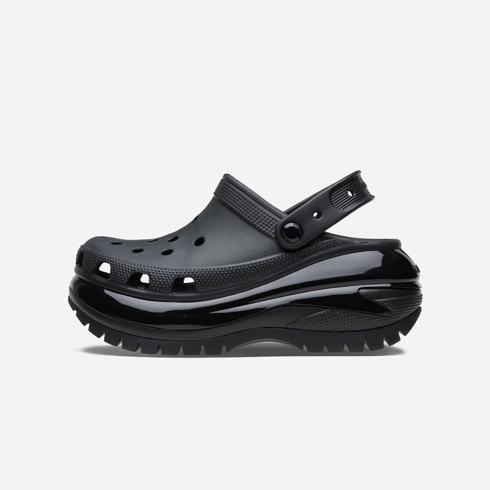 Crocs - Xăng đan nam nữ Classic Mega Crush Lifestyle Sandals
