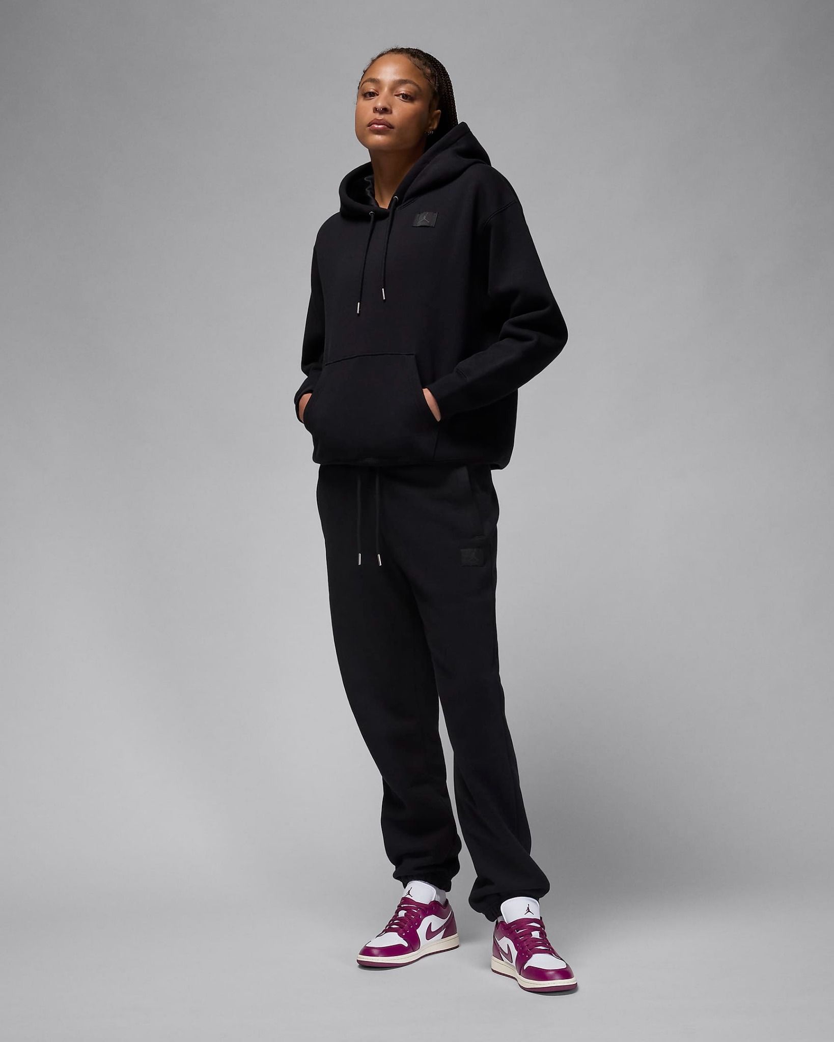 Nike - Giày thời trang thể thao Nữ Air Jordan 1 Low Shoes