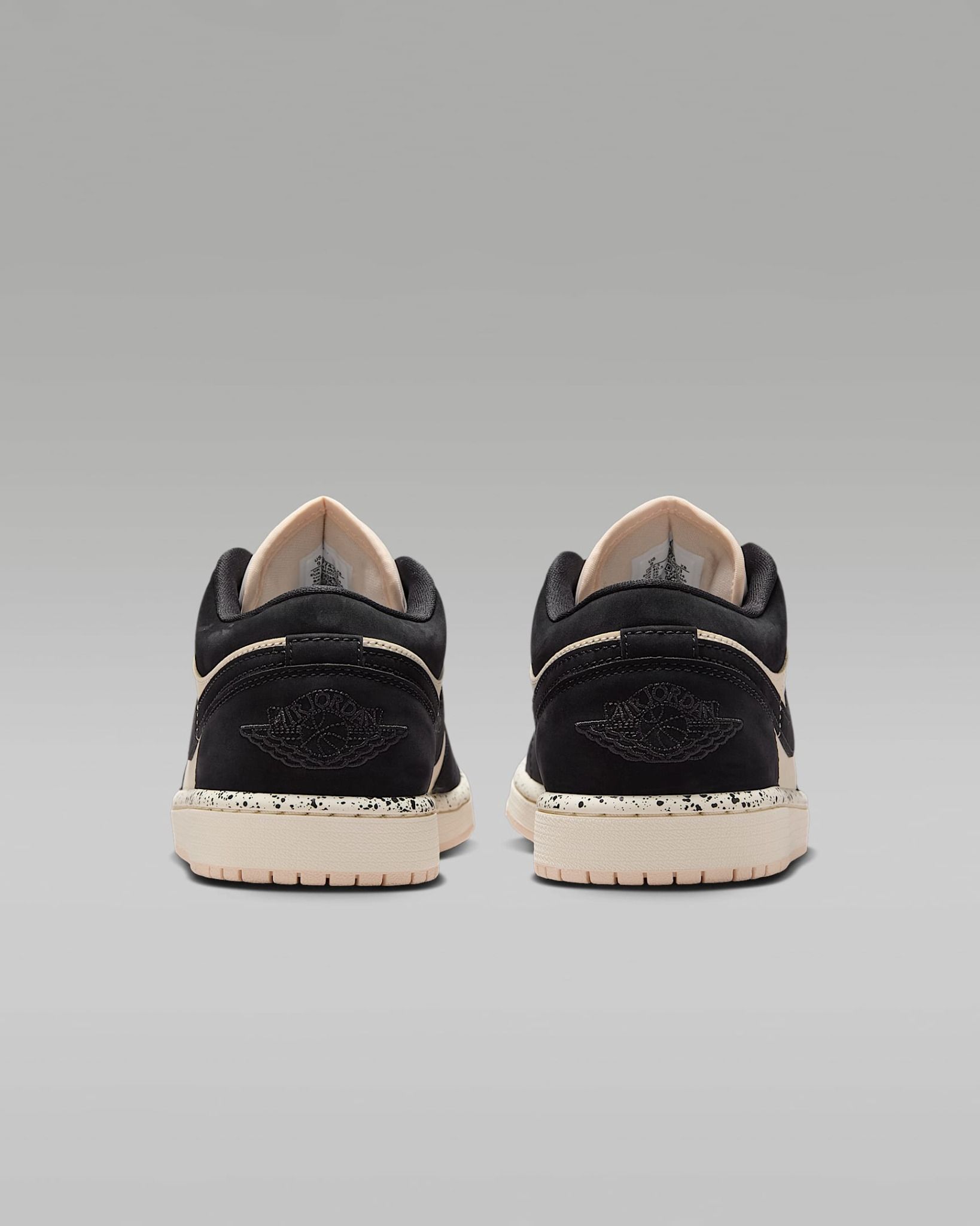 Nike - Giày thời trang thể thao Nữ Air Jordan 1 Low Women's Shoes