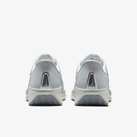 Nike - Giày chạy bộ thể thao Nữ Quest 6 Women's Road Running Shoes