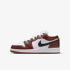 Nike - Giày thời trang thể thao Bé Trai Air Jordan 1 Low SE Older Kids' Shoes