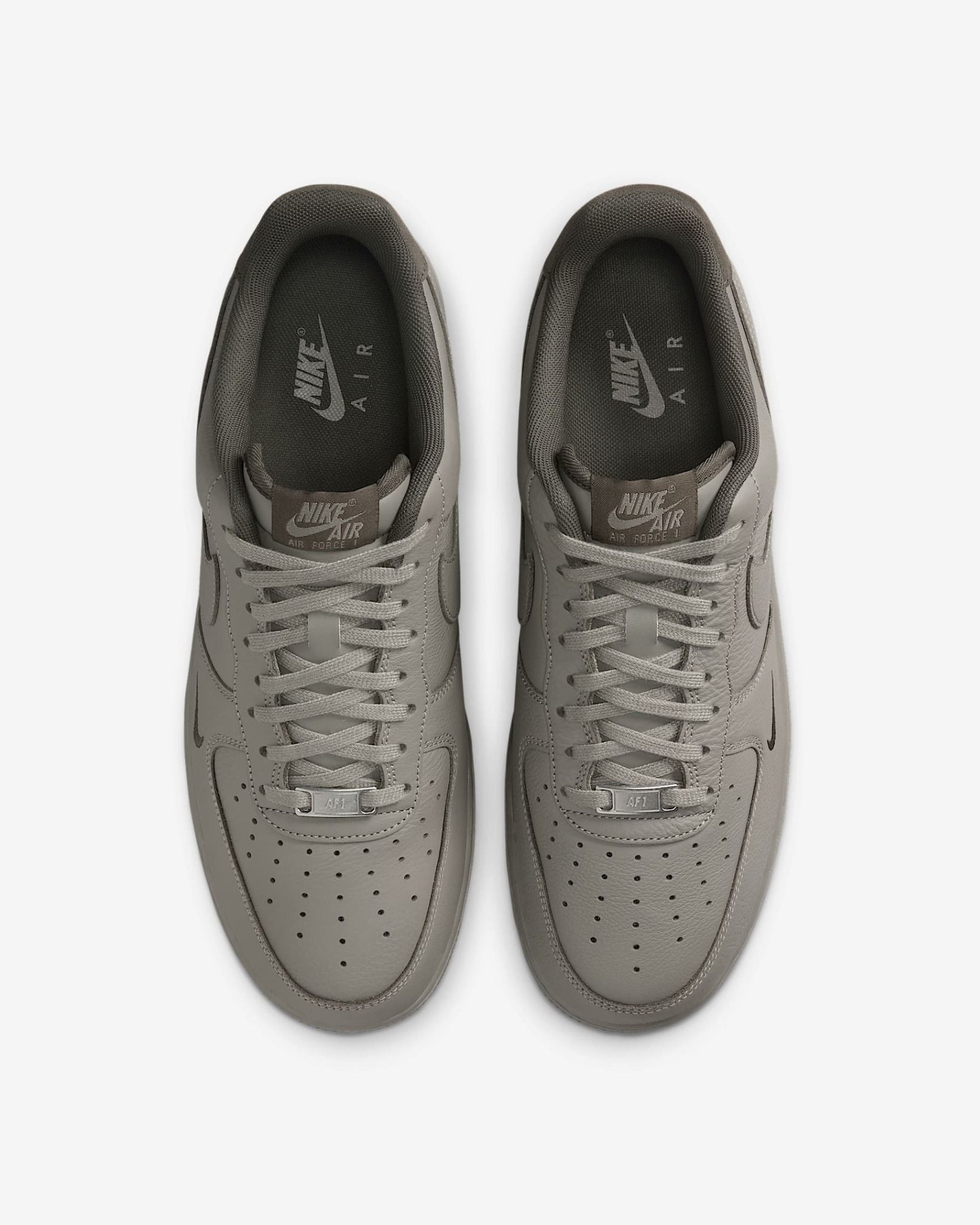 Nike - Giày thời trang thể thao Nam Air Force 1 '07 LV8 Men's Shoes