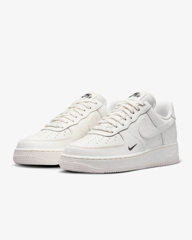 Nike - Giày thời trang thể thao Nữ Air Force 1 '07 Essential Women's Shoes