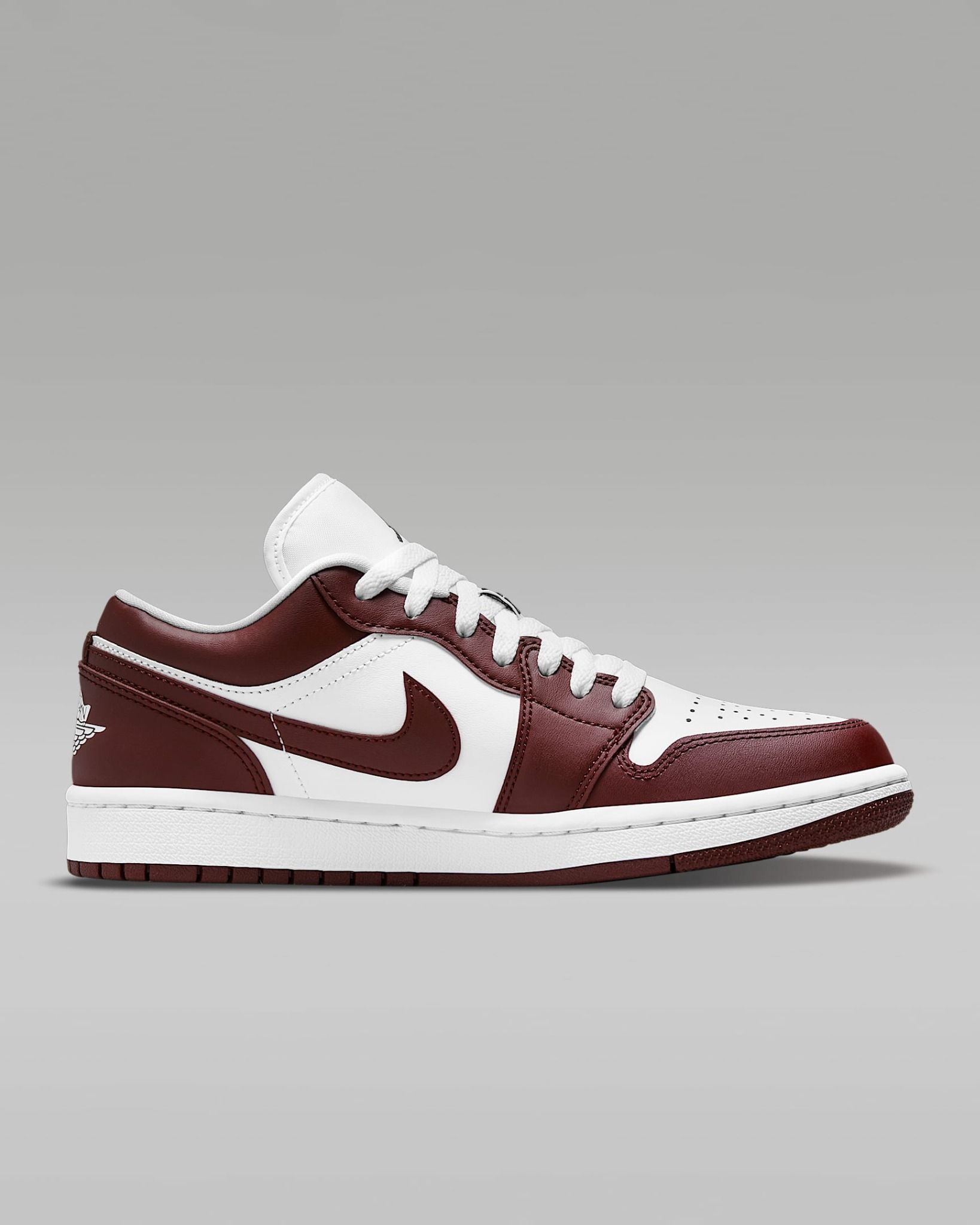 Nike - Giày thời trang thể thao Nữ Air Jordan 1 Low Women's Shoes