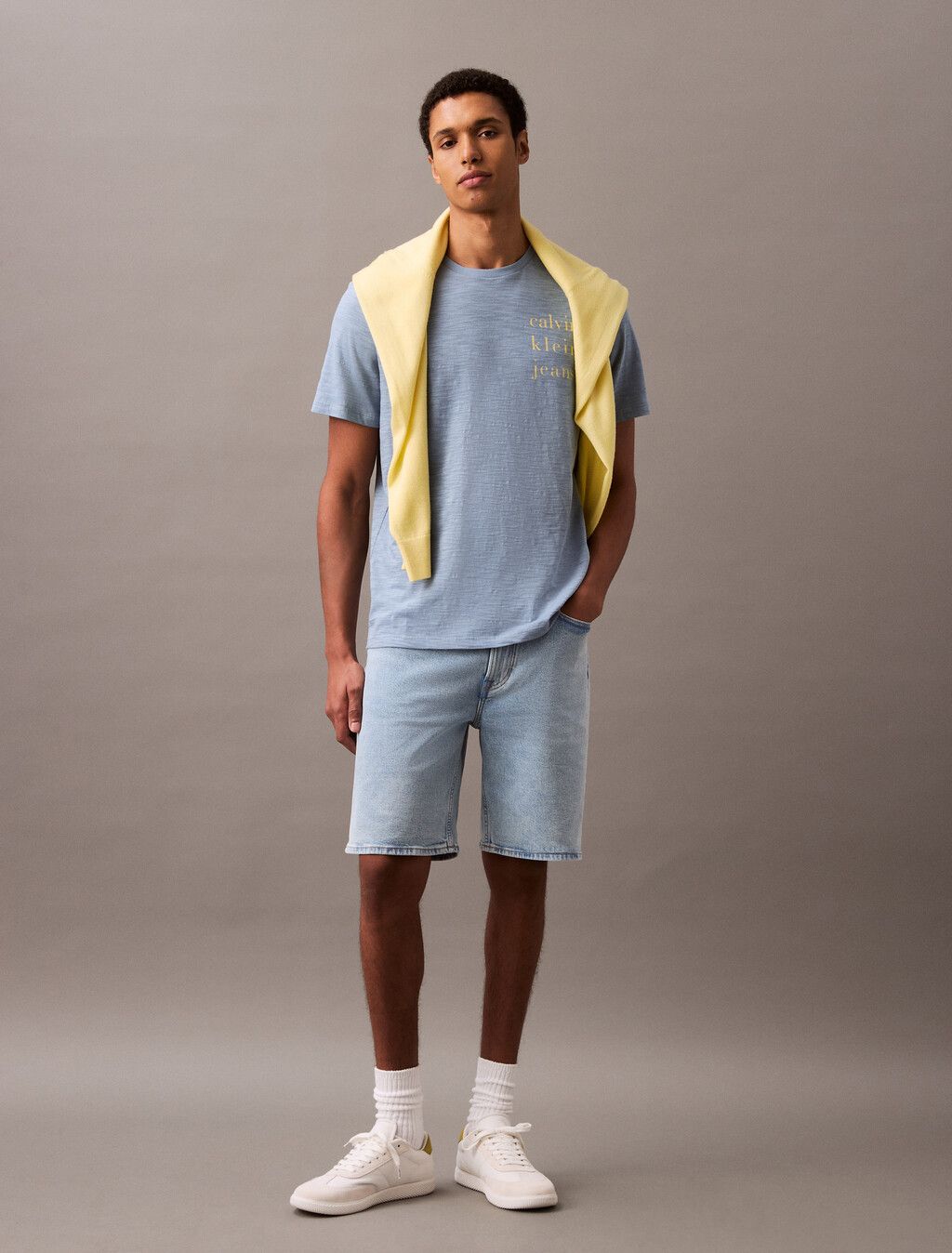 Calvin Klein - Áo thun tay ngắn nam CK Logo T-shirt