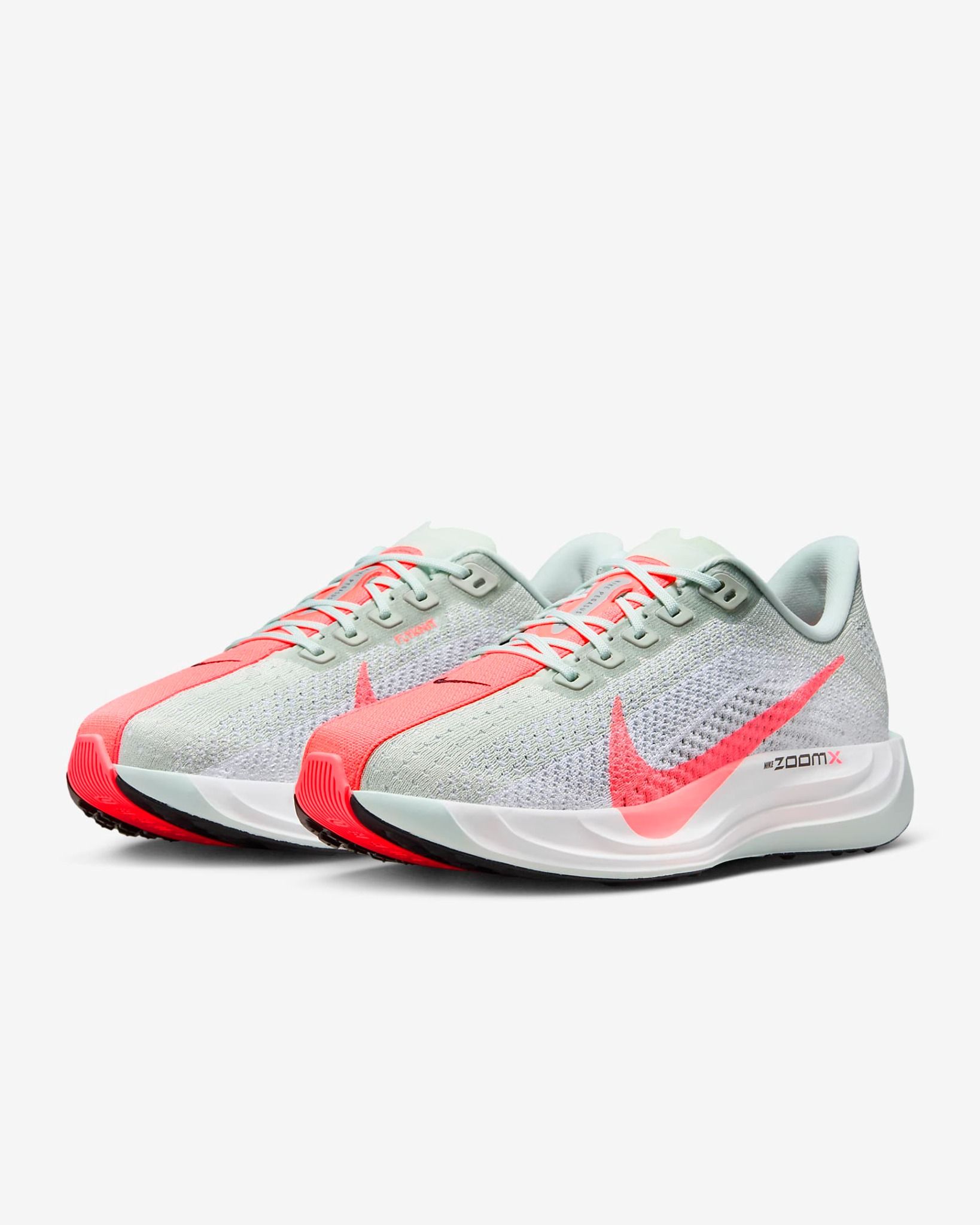 Nike - Giày chạy bộ thể thao Nữ Pegasus Plus Women's Road Running Shoes
