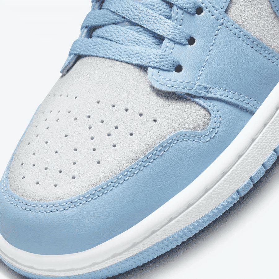 Nike - Giày thời trang thể thao Nữ Women's Air Jordan 1 Low Football Grey and Aluminum