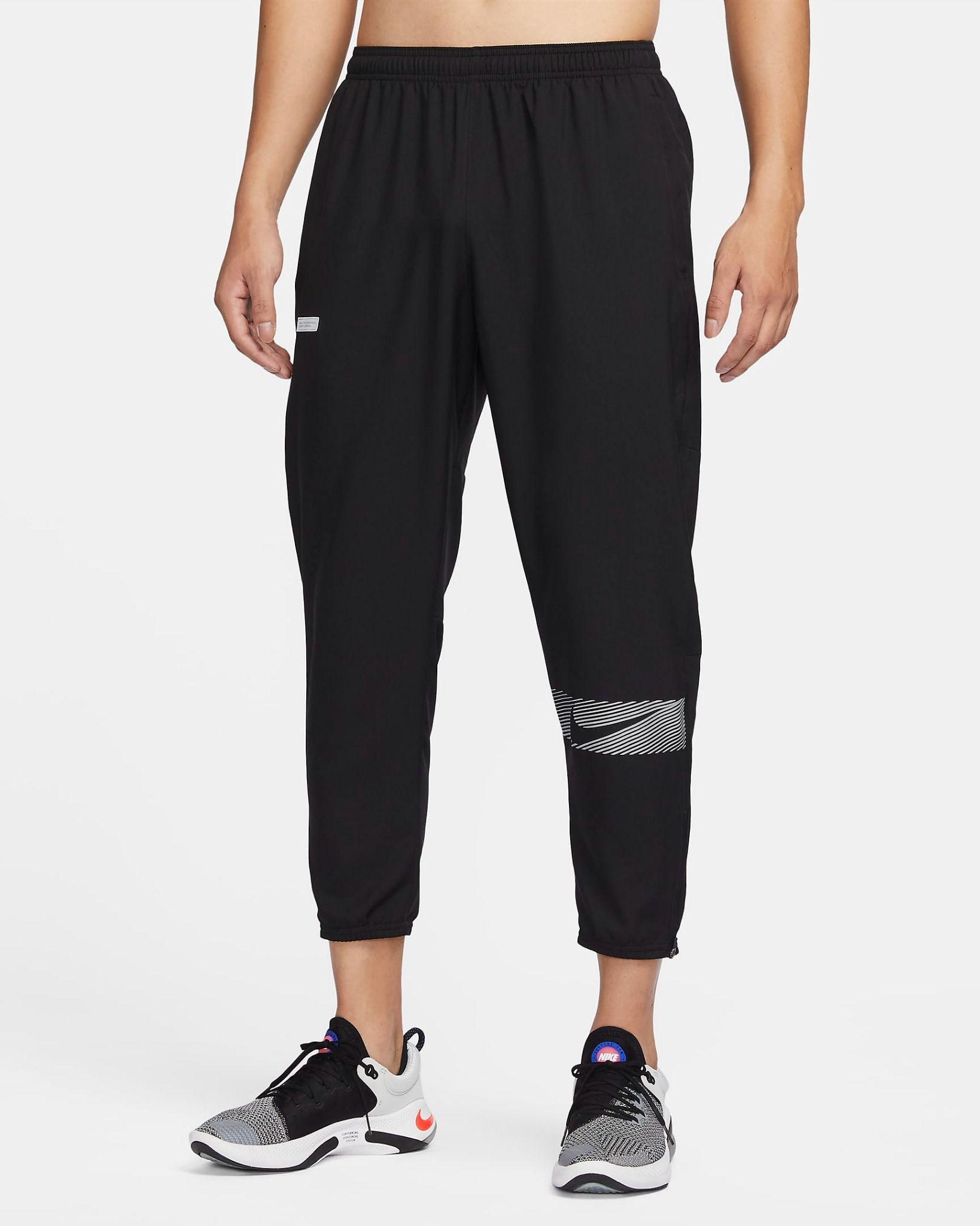 Nike - Quần dài thể thao Nam Challenger Flash Men's Dri-FIT Woven Running Trousers