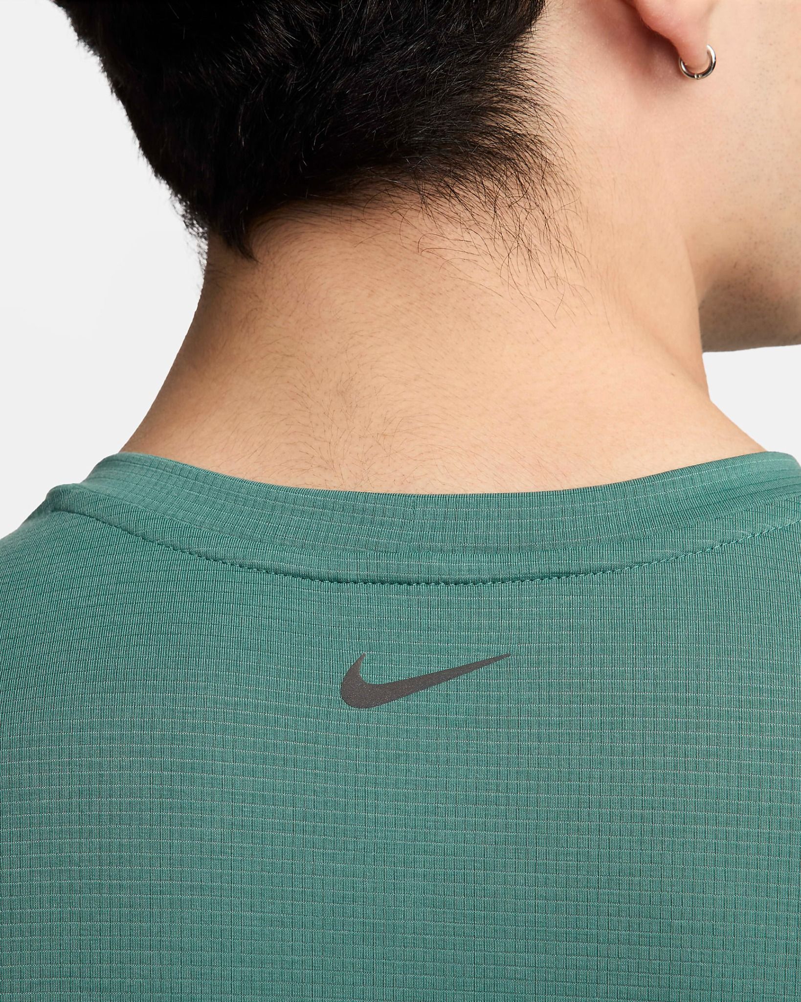 Nike - Áo tay ngắn chạy bộ Nam Rise 365 Running Division Men's Dri-FIT Running Top