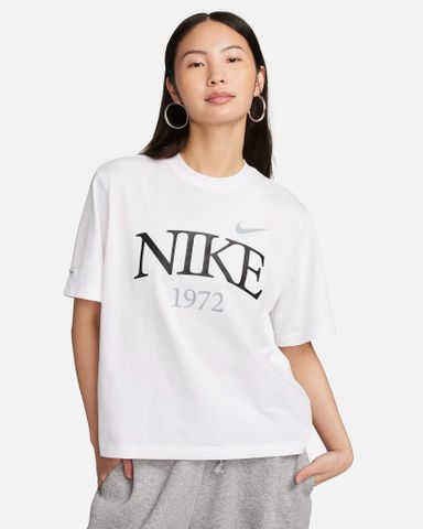 Nike - Áo Tay Ngắn Thể Thao Nữ Nike Sportswear Classic Women'S T-Shirt