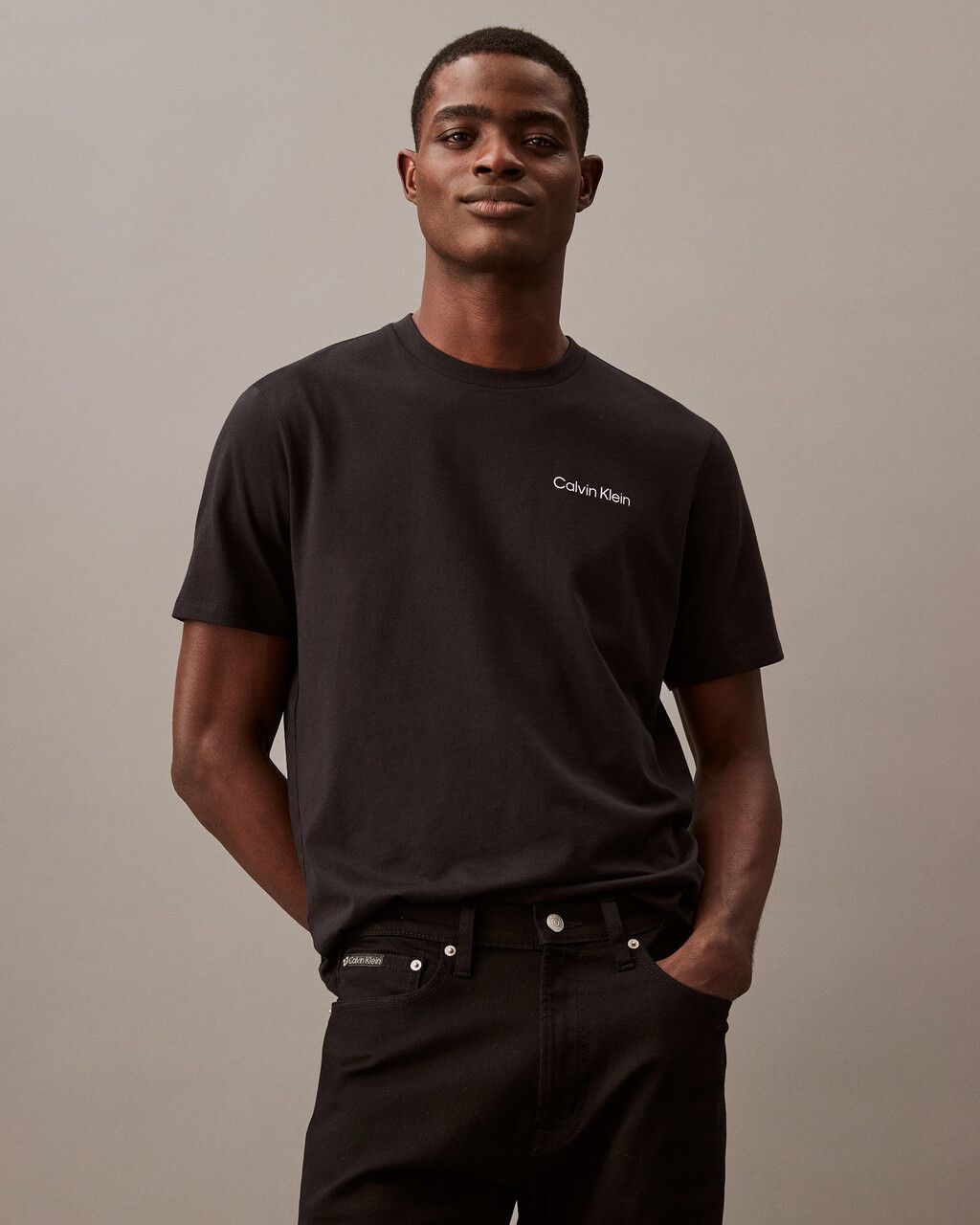 Calvin Klein - Áo tay ngắn thời trang CK nam Pride is Freedom Logo Tee