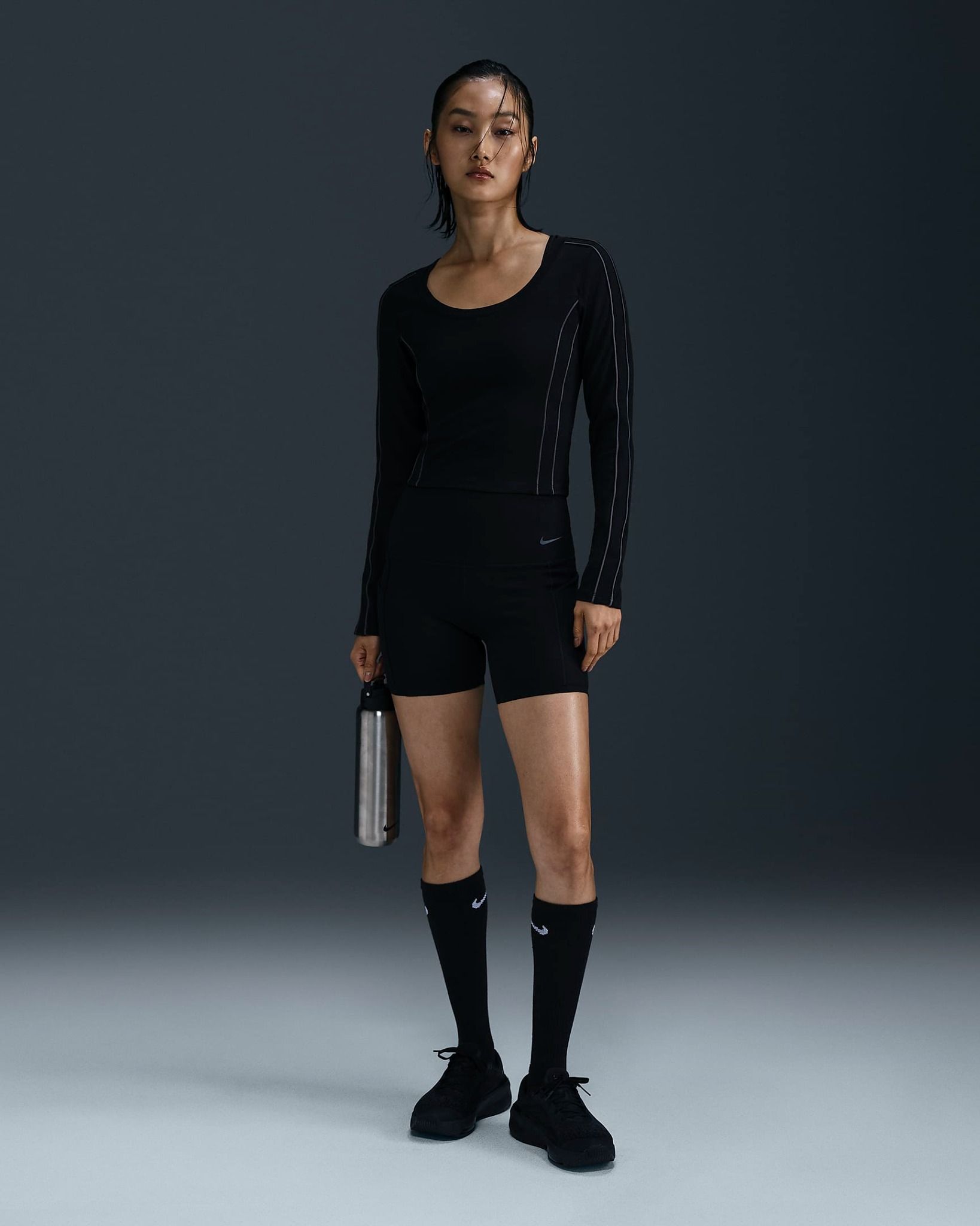 Nike - Áo tay dài thể thao Nữ Women's One Long Sleeve Top Capsule