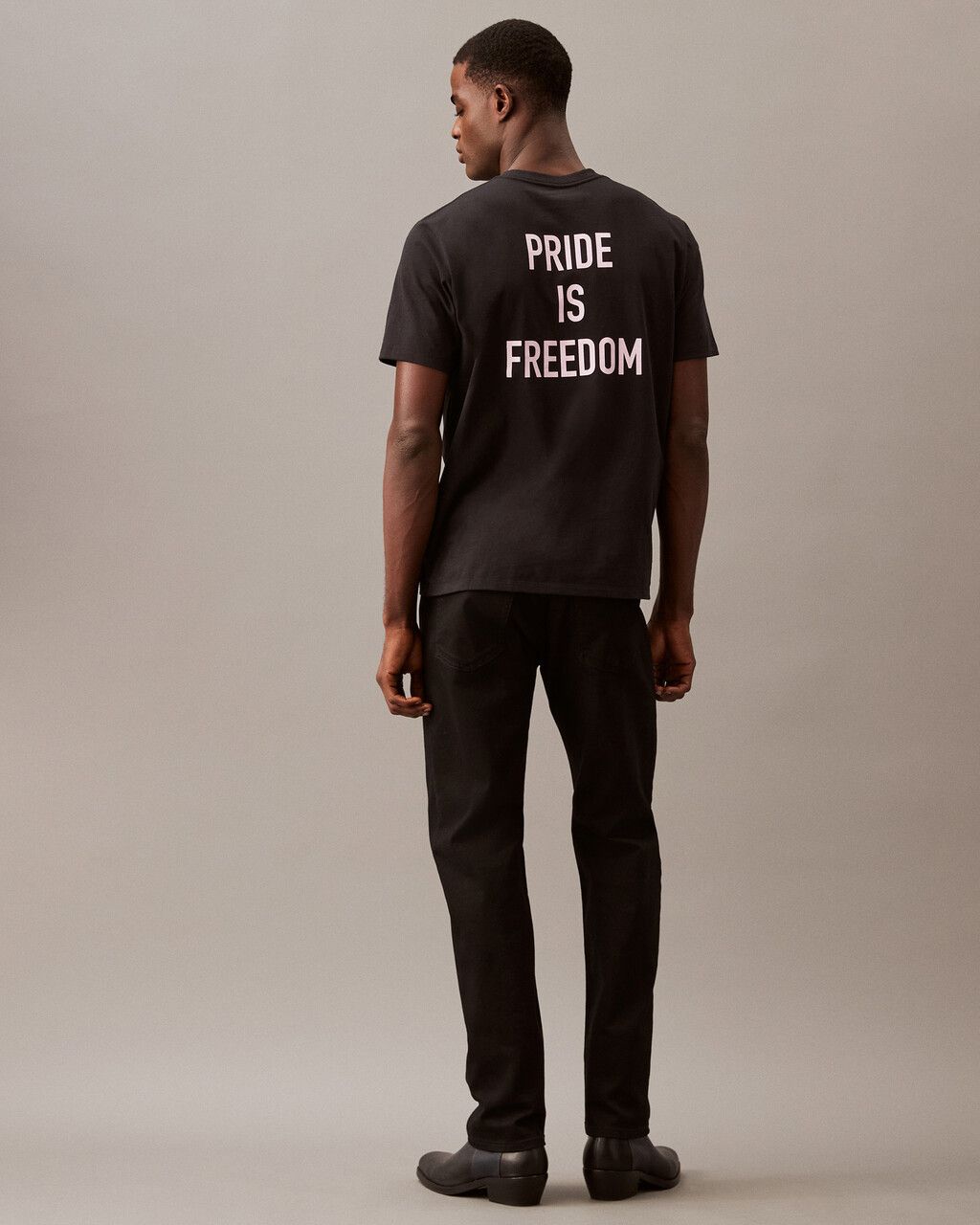 Calvin Klein - Áo tay ngắn thời trang CK nam Pride is Freedom Logo Tee