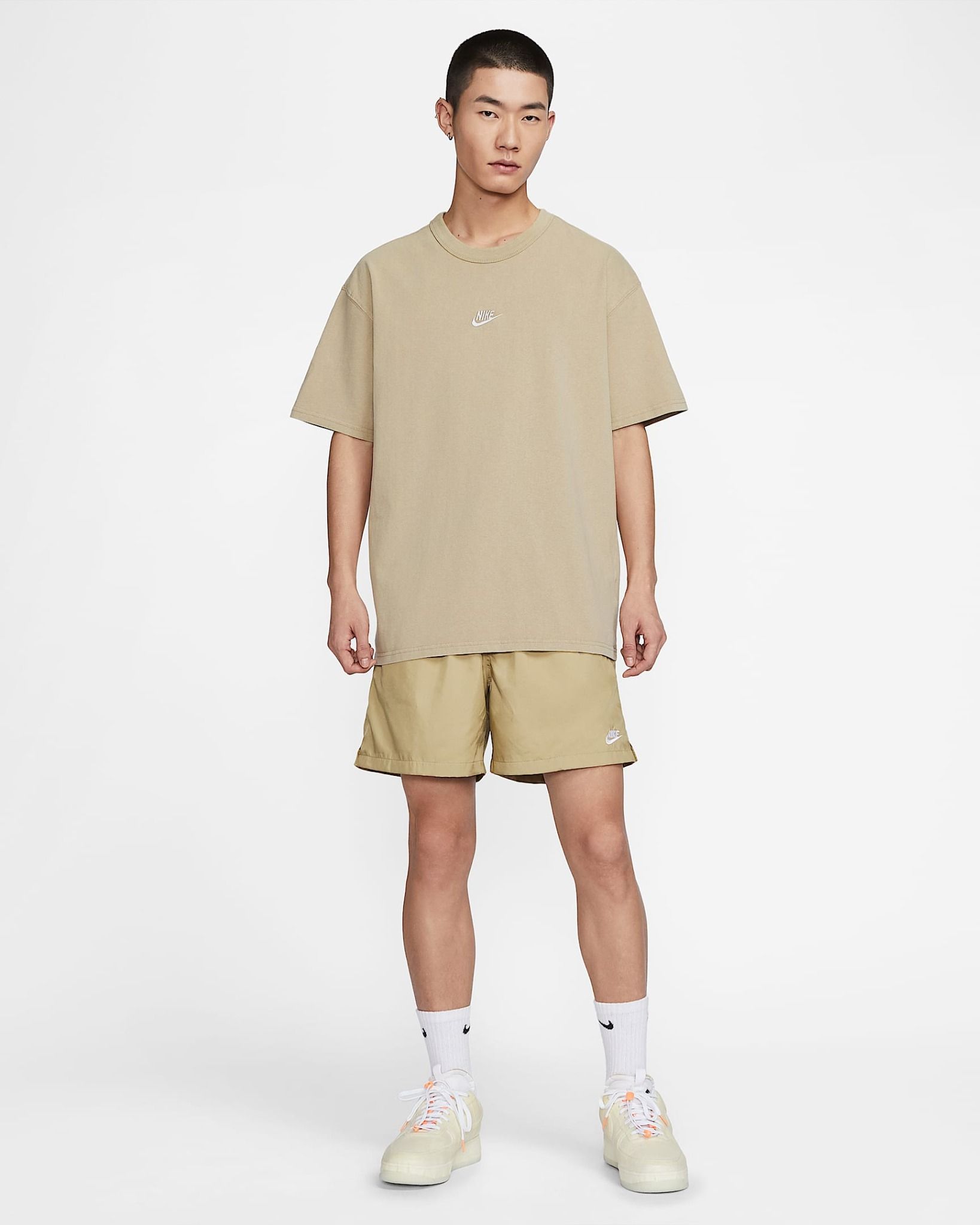 Nike - Quần ngắn thể thao Nam Club Men's Woven Flow Shorts