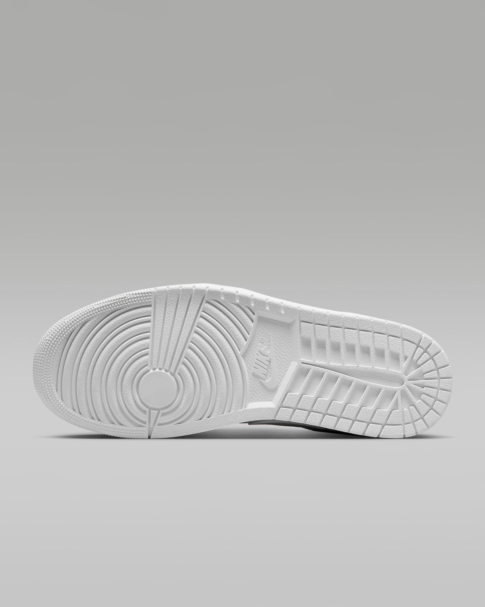 Nike - Giày thời trang thể thao Nam Air Jordan 1 Low Men's Shoes
