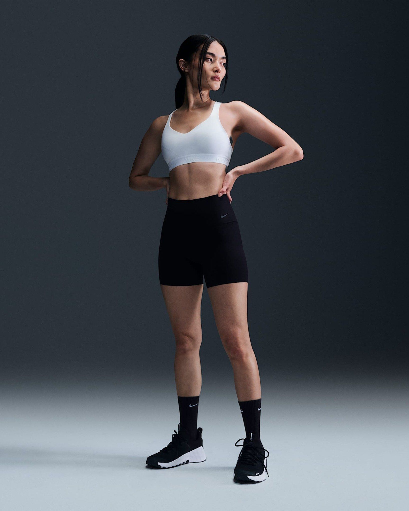 Nike - Quần ngắn thể thao Nữ Zenvy Women's Gentle-Support High-Waisted Biker Shorts