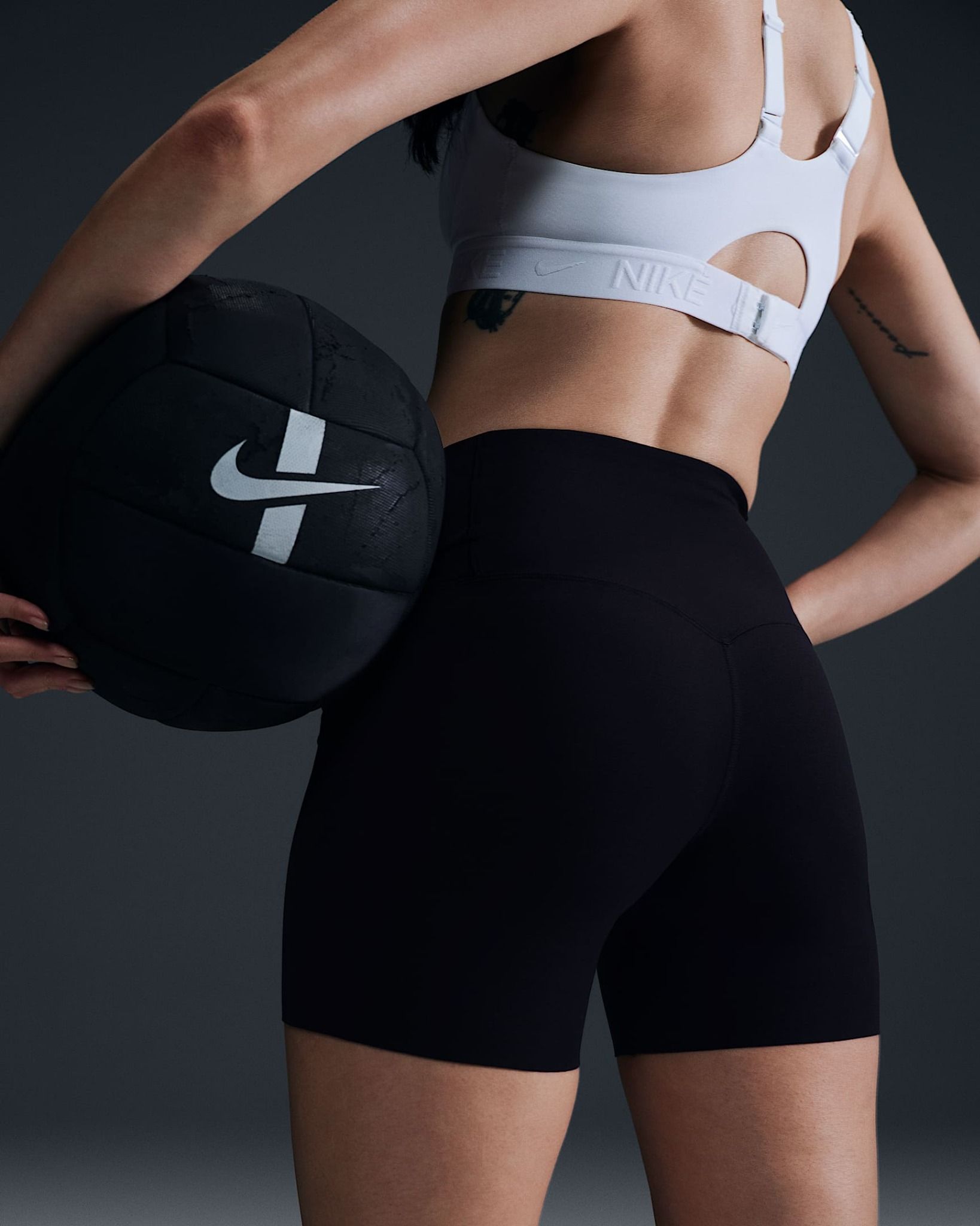 Nike - Quần ngắn thể thao Nữ Zenvy Women's Gentle-Support High-Waisted Biker Shorts