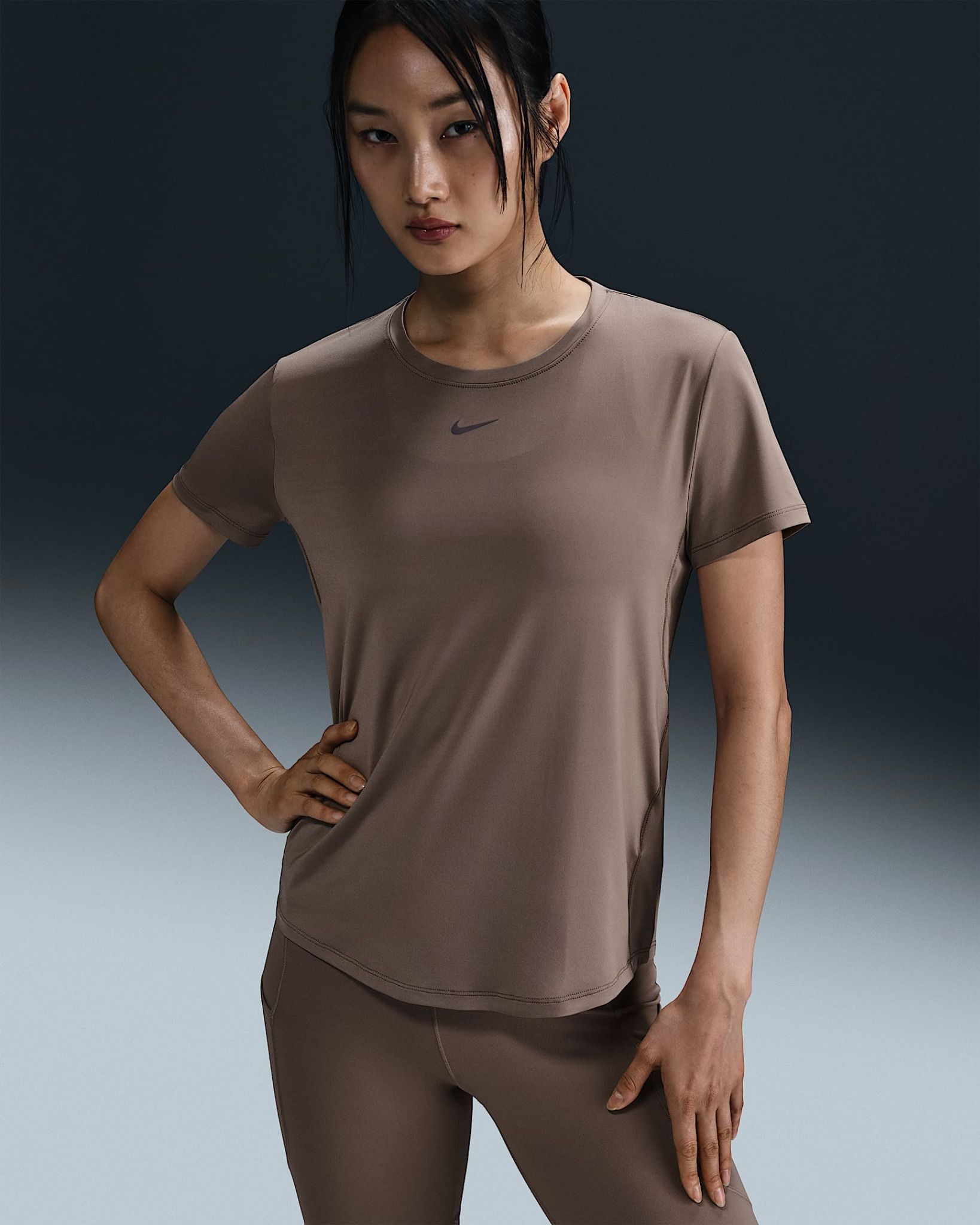 Nike - Áo thun tay ngắn tập luyện Nữ One Classic Women's Dri-FIT Short-Sleeve Top