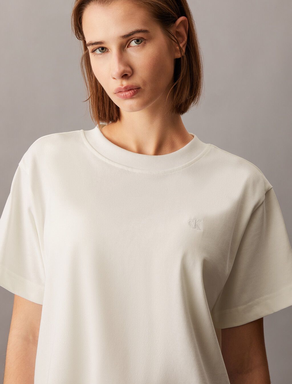 Calvin Klein - Áo phông thời trang CK nữ Monogram Embroidery Tee