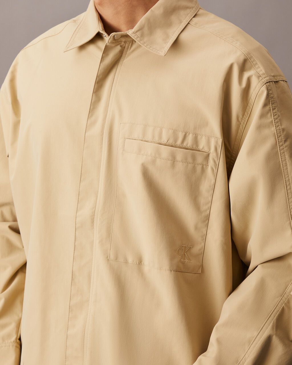 Calvin Klein - Áo sơ mi tay dài CK nam Utility Long Sleeve Zip Up Shirt
