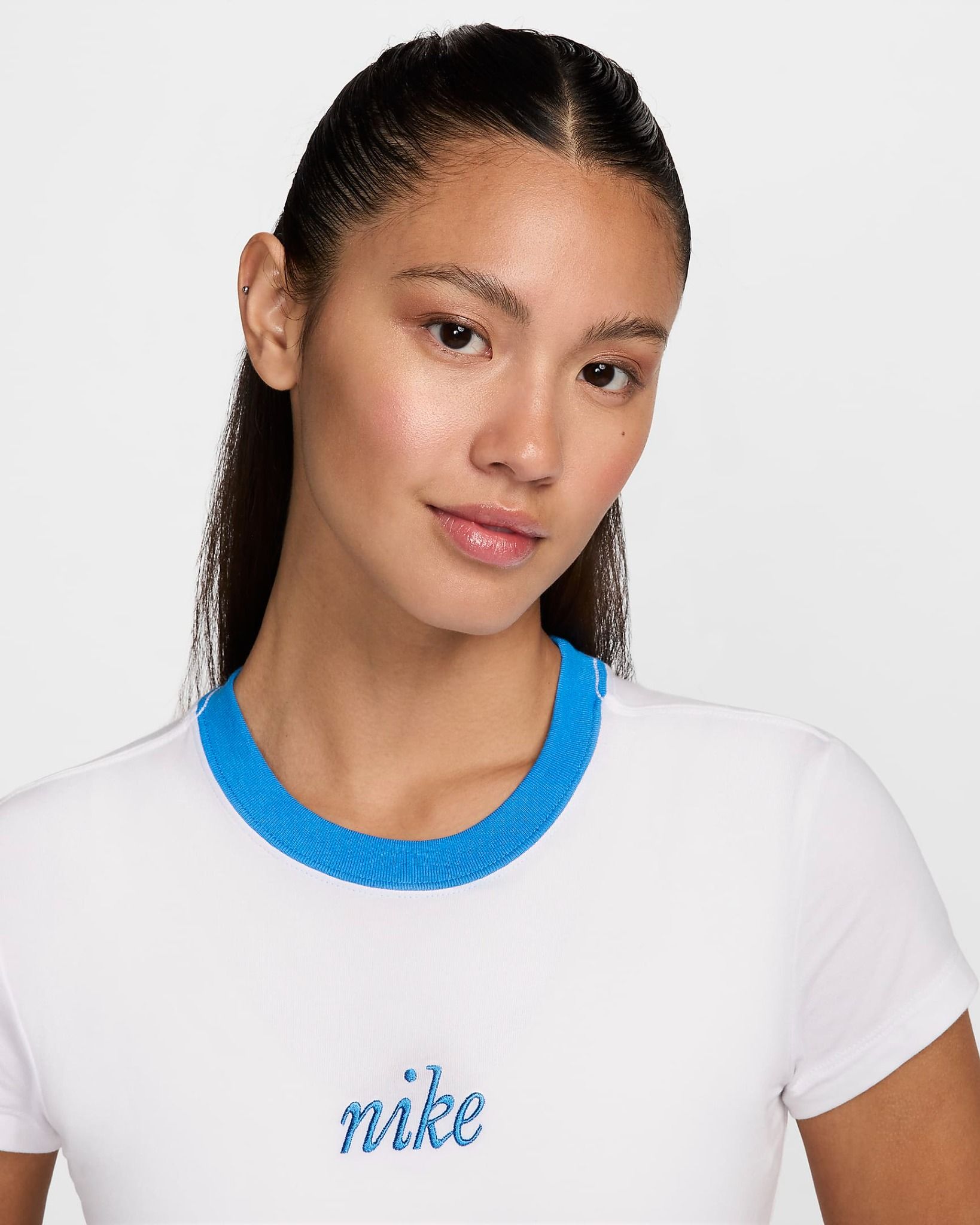 Nike - Áo thun thời trang Nữ Chill Knit Women's Slim Cropped Tee