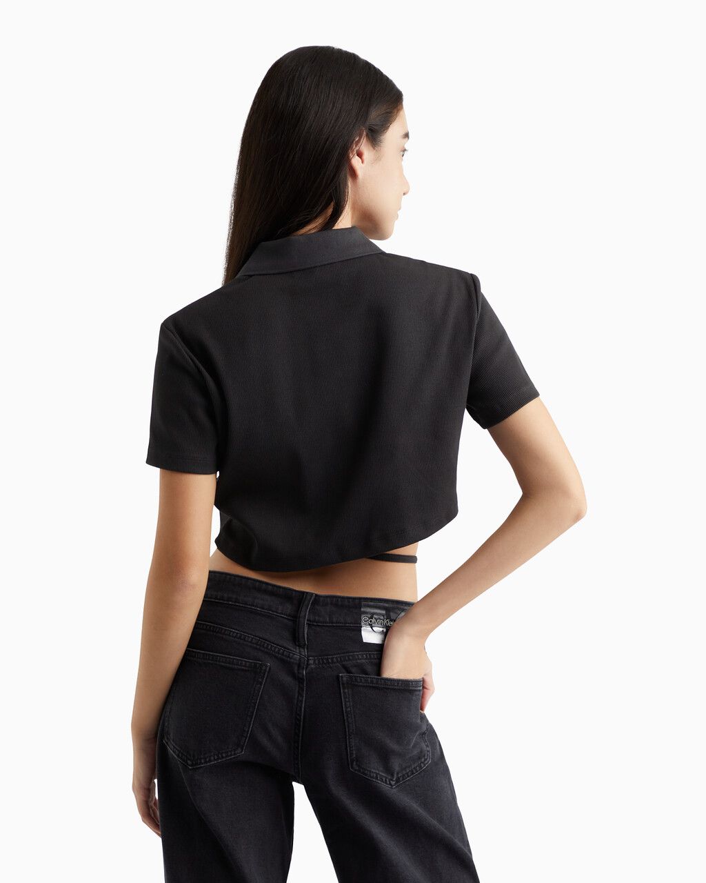 Calvin Klein - Áo polo tay ngắn CK nữ Modern Metals Cropped Polo Shirt With Logo Charm