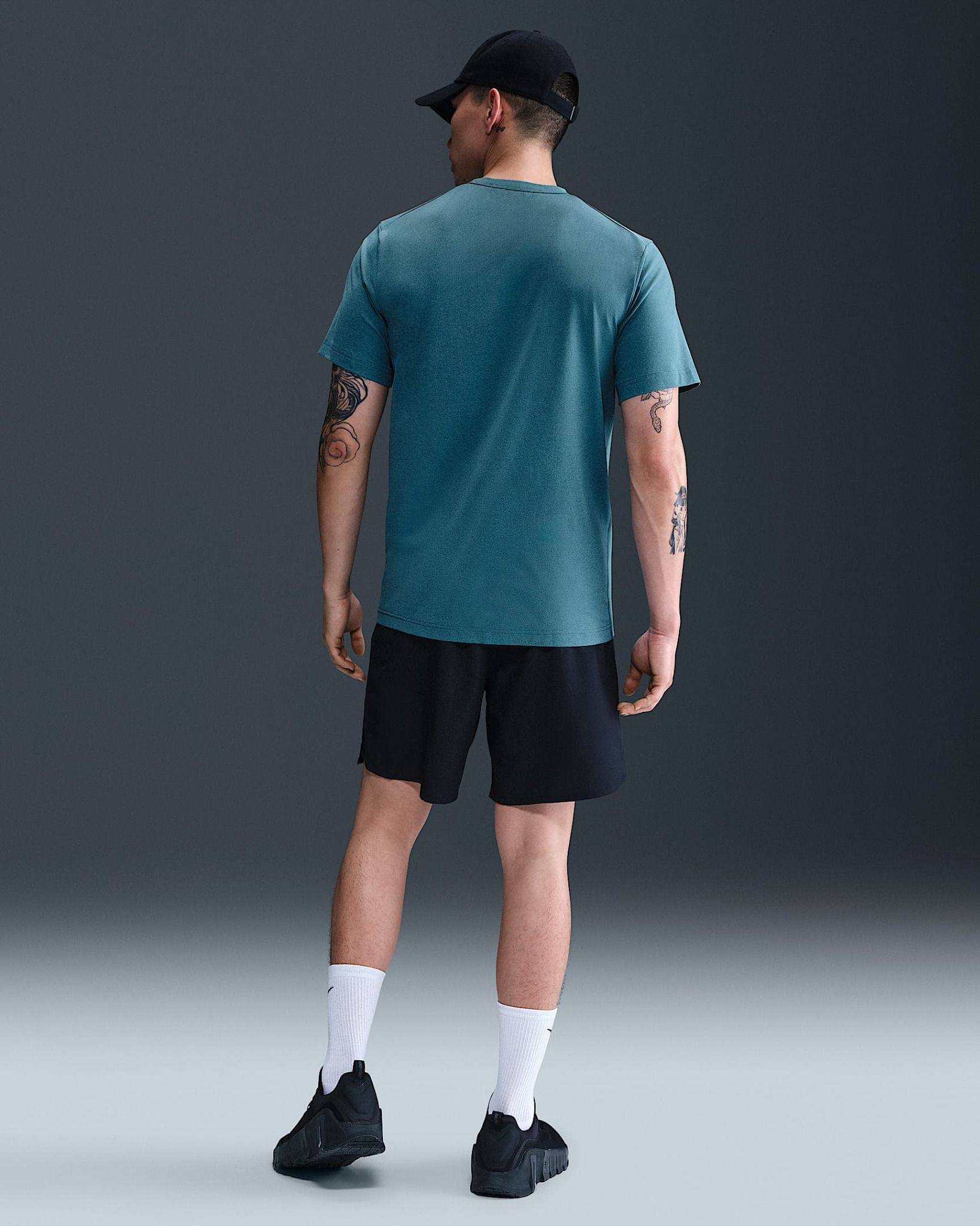 Nike - Áo tay ngắn thể thao Nam Hyverse Men's Dri-FIT UV Versatile T-Shirt