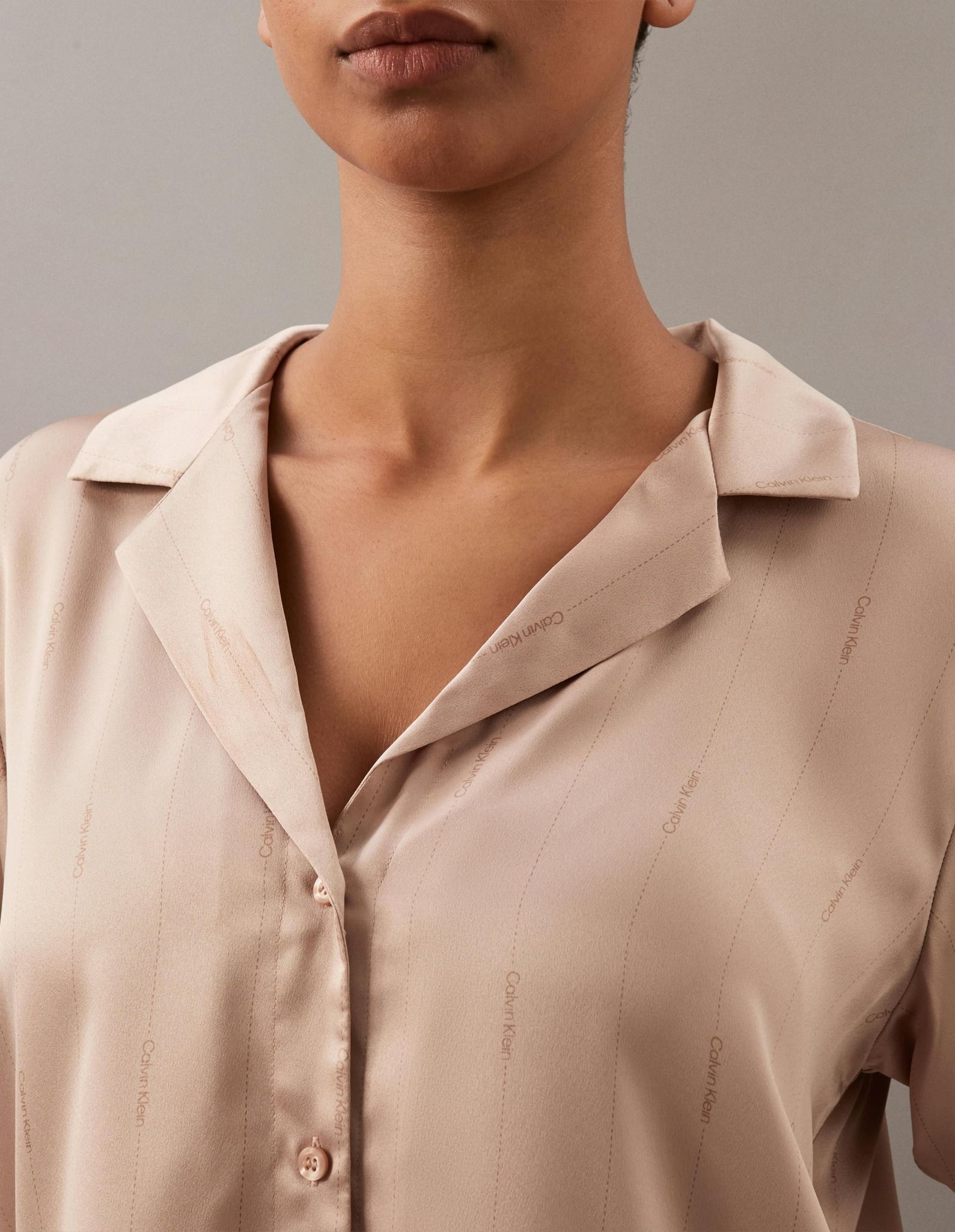 Calvin Klein - Áo ngủ CK nữ Satin Sheen Pyjama Shirt