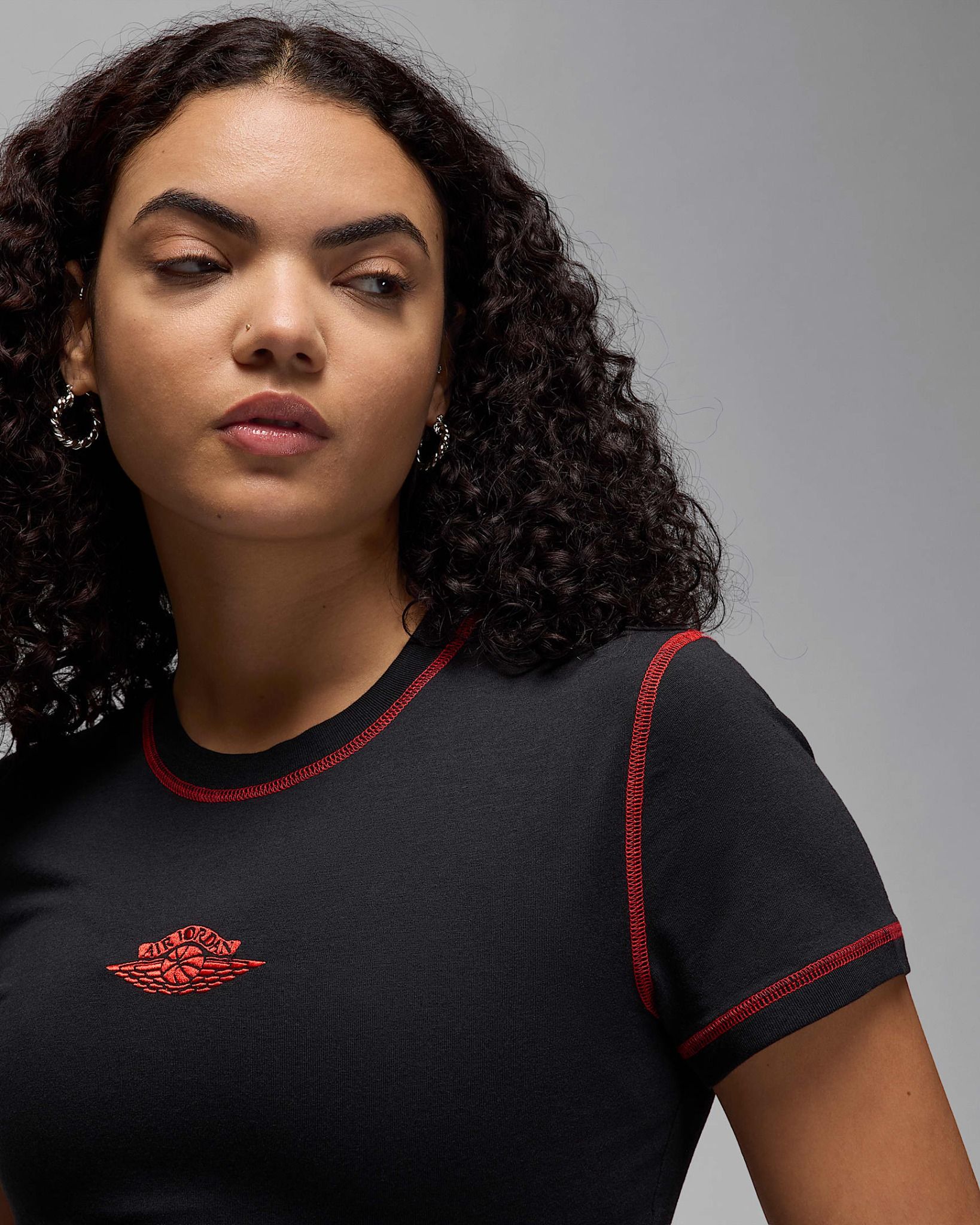 Nike - Áo tay ngắn thể thao Nữ Jordan Rare Air Women's Cropped Short-Sleeve T-Shirt