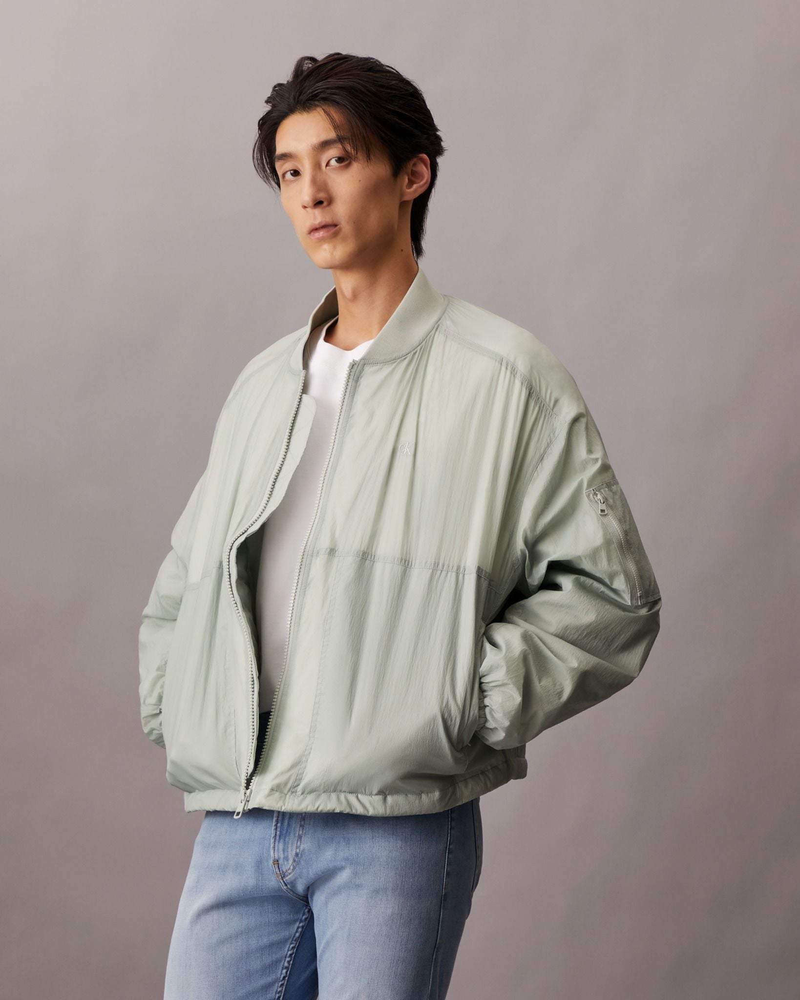 Calvin Klein - Áo khoác CK nam Lightweight Nylon Relaxed Bomber Jacket