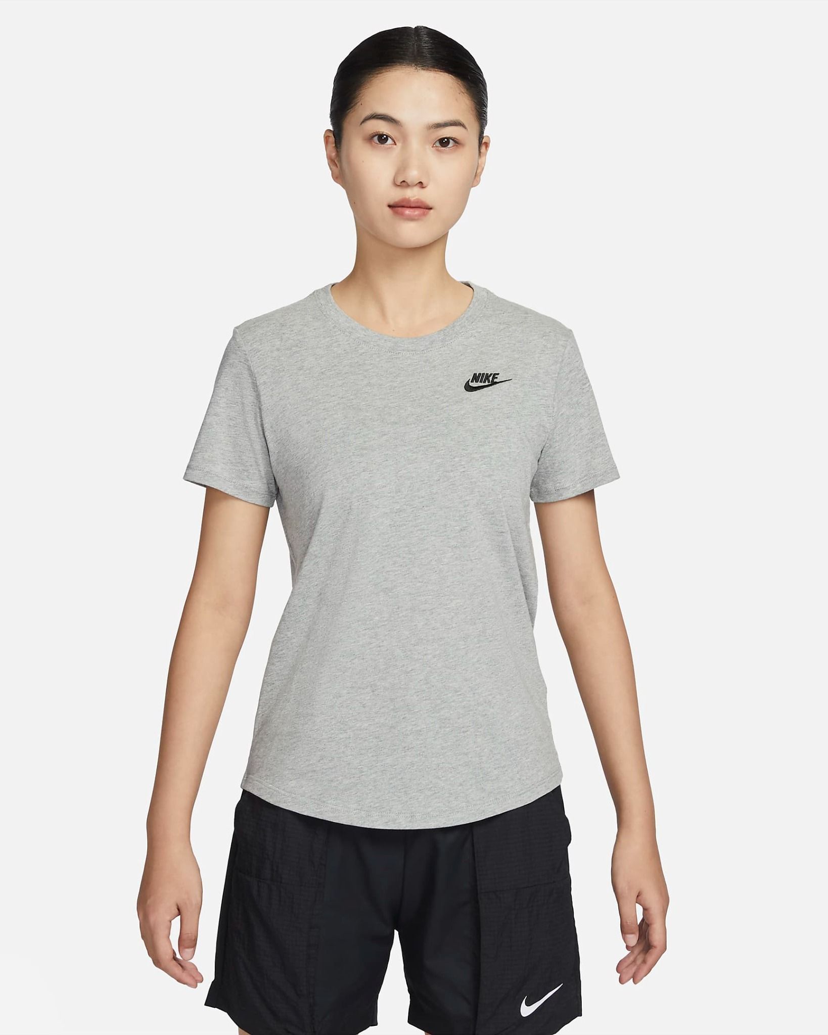 Nike - Áo thun thời trang Nữ Club Essentials Women's T-Shirt