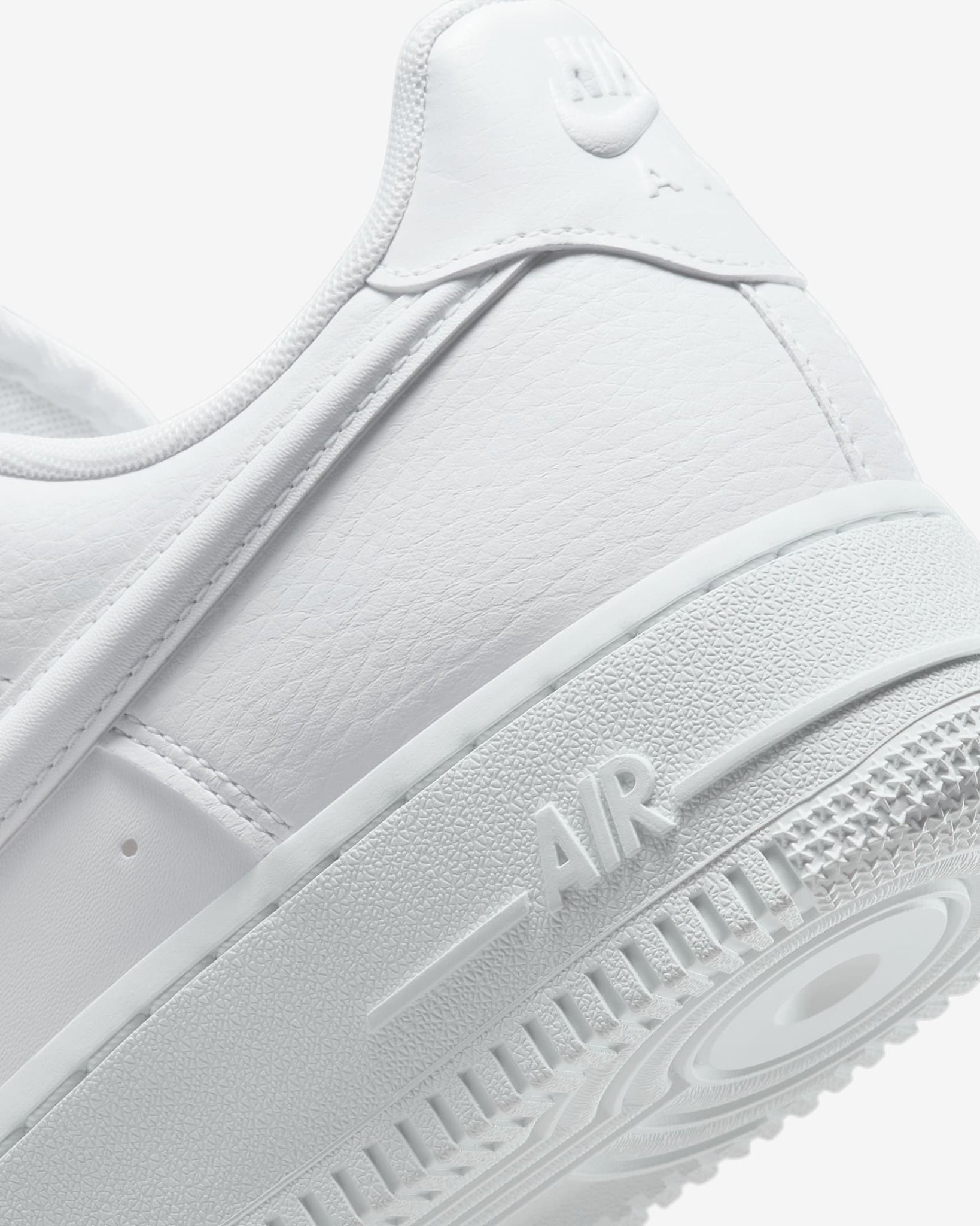 Nike - Giày thời trang thể thao Nữ Nike Air Force 1 '07 Women's Shoes