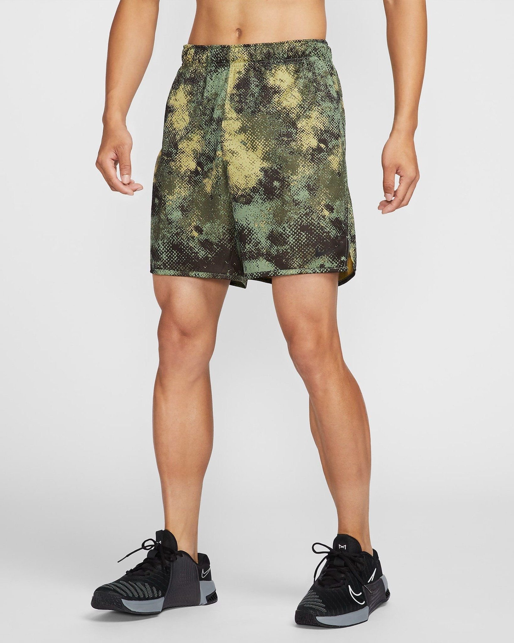 Nike - Quần ngắn thể thao Nam Totality Camo Men's Dri-FIT Unlined Fitness Shorts