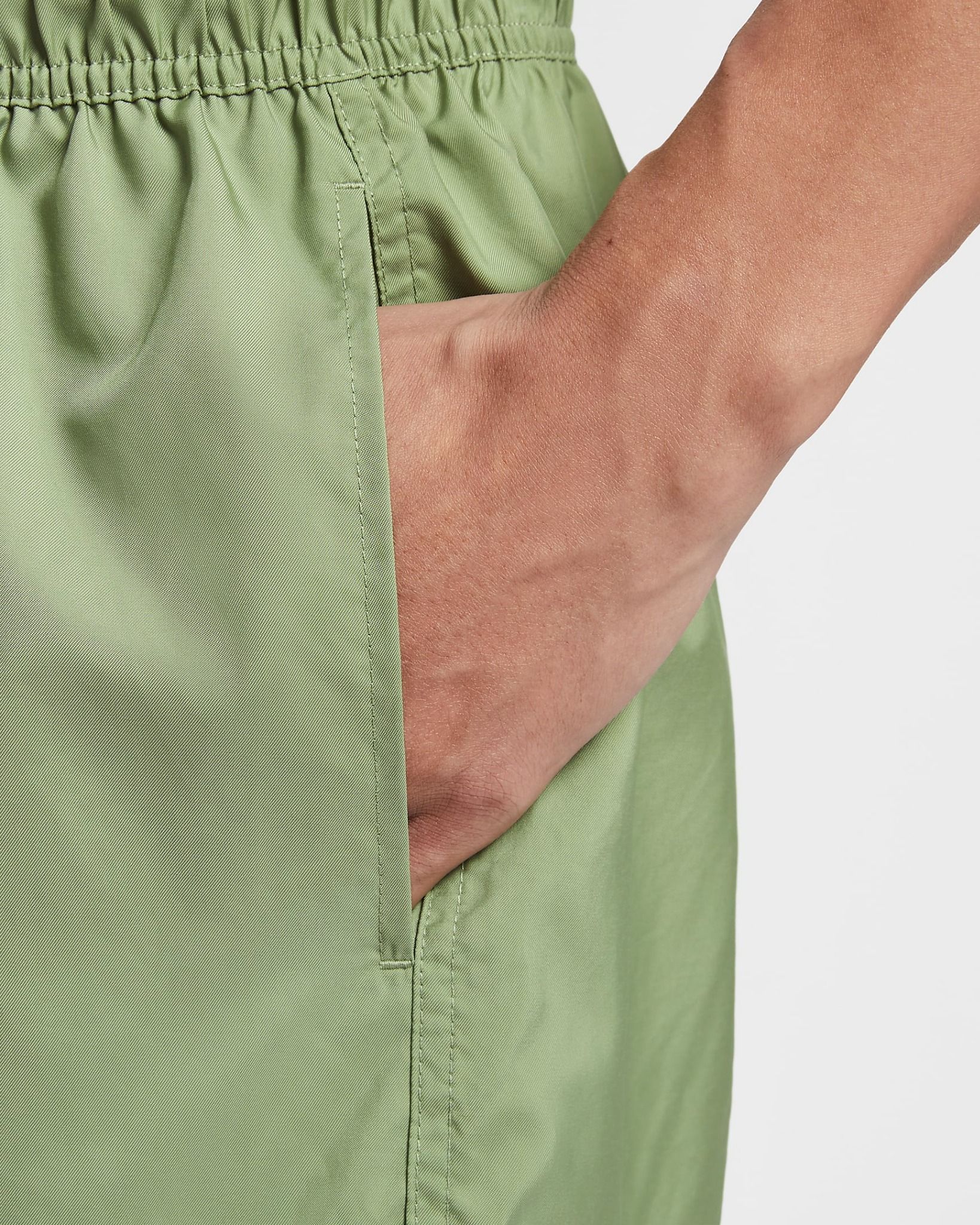 Nike - Quần ngắn thể thao Nam Club Men's Woven Flow Shorts
