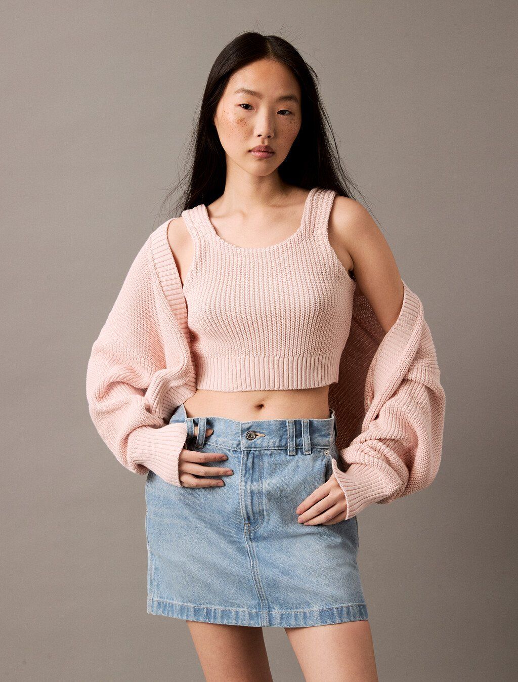 Calvin Klein - Bộ áo khoác len CK nữ 2 in 1 Cropped Cardigan Set