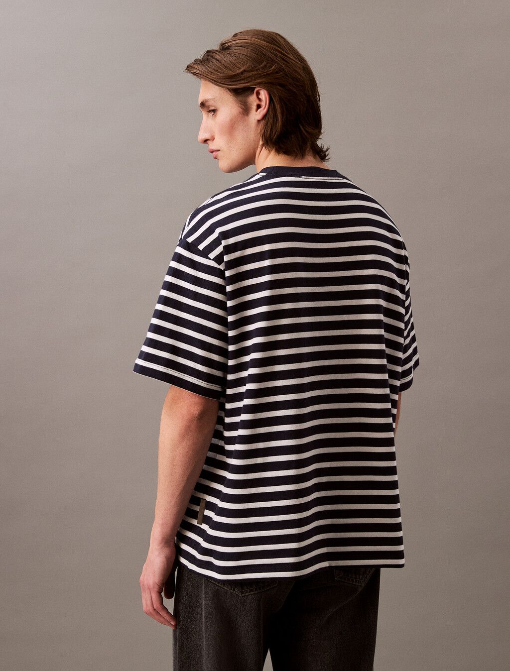 Calvin Klein - Áo phông tay ngắn nam CK Bold Stripe Heavyweight Cotton Tee