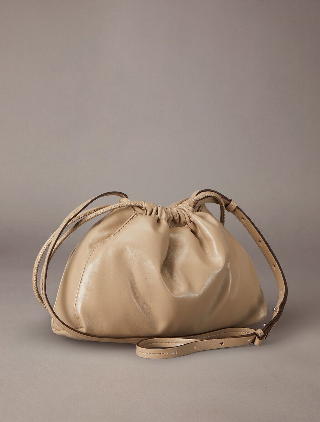 Calvin Klein - Túi xách CK nữ Premium Drawstring Bag