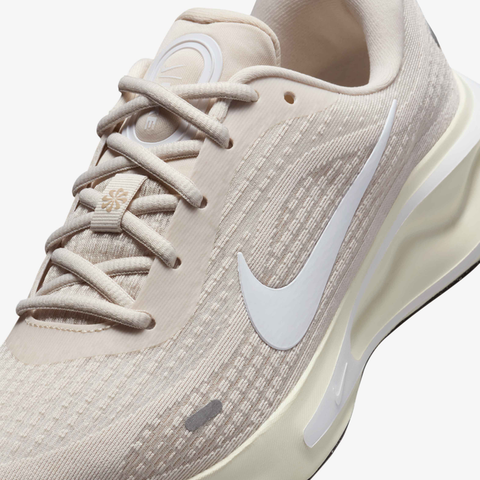 Nike - Giày chạy bộ thể thao Nữ Journey Run Women's Road Running Shoes