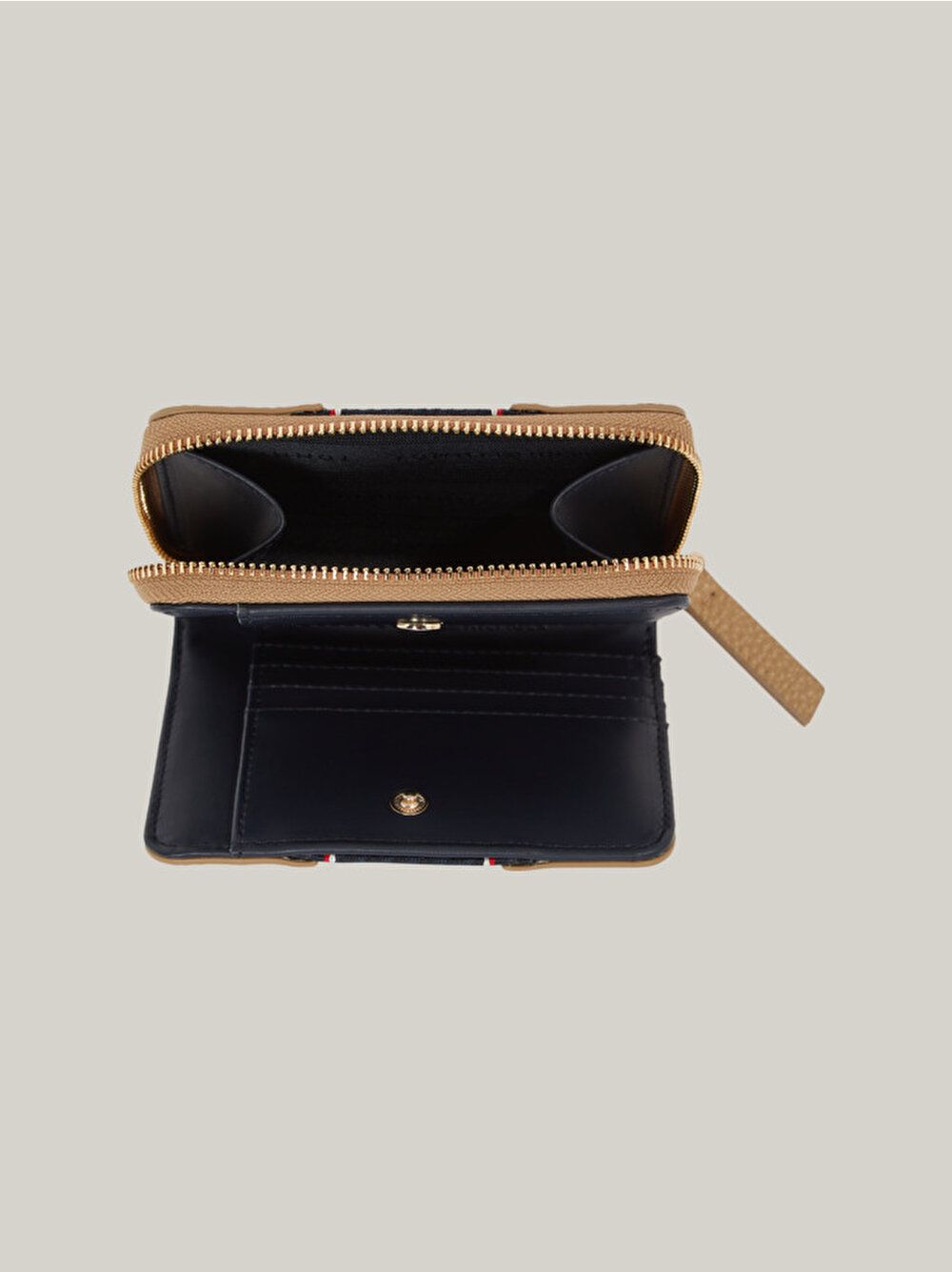Tommy Hilfiger - Ví cầm tay nữ kadın TH legacy Medium Wallet