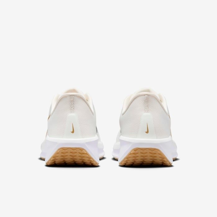 Nike - Giày chạy bộ Nữ Quest 6 Women's Road Running Shoes