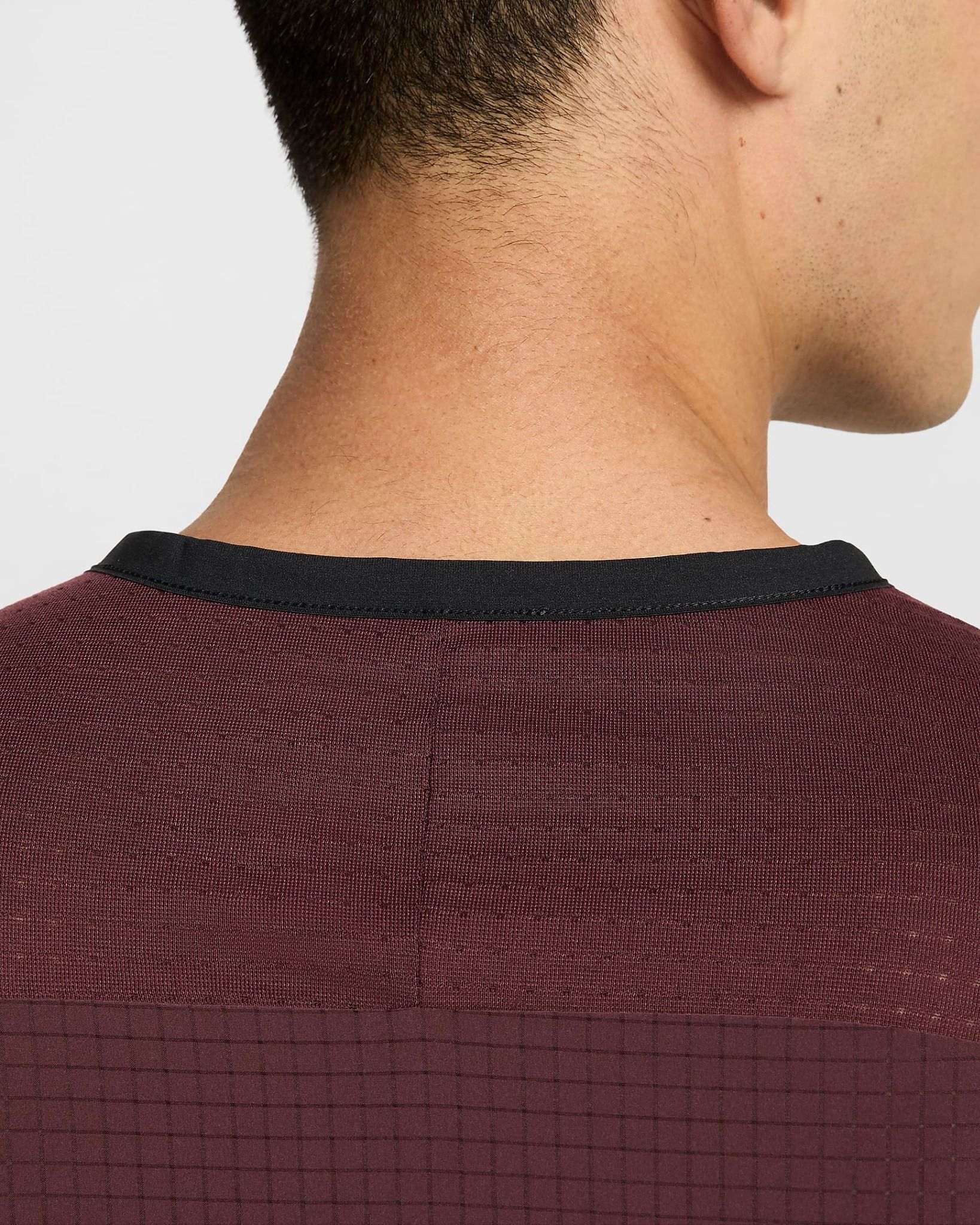 Nike - Áo tay ngắn thể thao Nam Dri-FIT Trail Solar Chase Men's Short-Sleeve Trail-Running Top